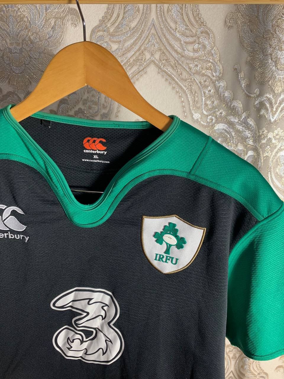 Canterbury of New Zealand VINTAGE CANTERBURY IRELAND RUGBY JERSEY IRFU RETRO Y2K 90s Size US XL / EU 56 / 4 - 4 Thumbnail