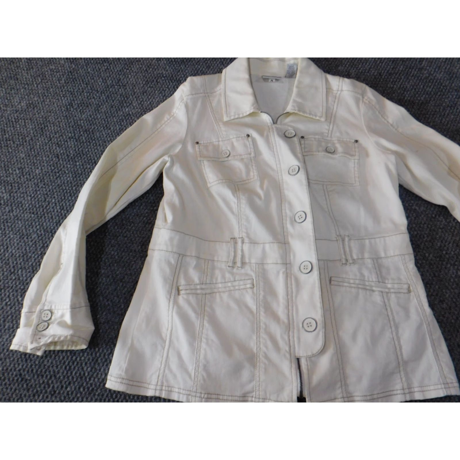Vintage Chicos Jacket Womens Beige Denim Short Sleeve Button Stretch Regular Size 1 Casual Designer Vintage: No yur? Size XS / US 0-2 / IT 36-38 - 3 Thumbnail