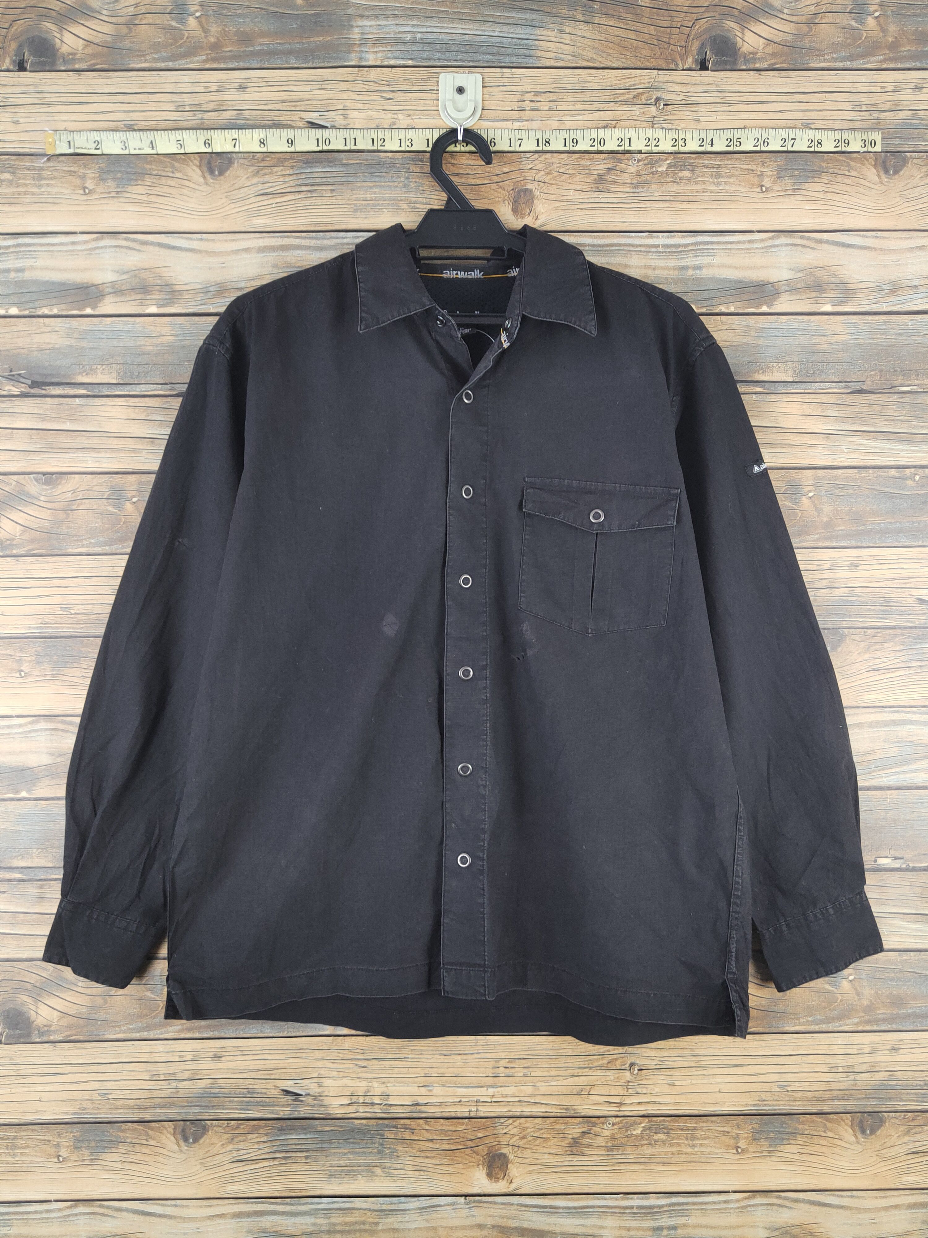 Airwalk × Vintage Airwalk Black Button Up Shirts #W2247 Size US M / EU 48-50 / 2 - 1 Thumbnail