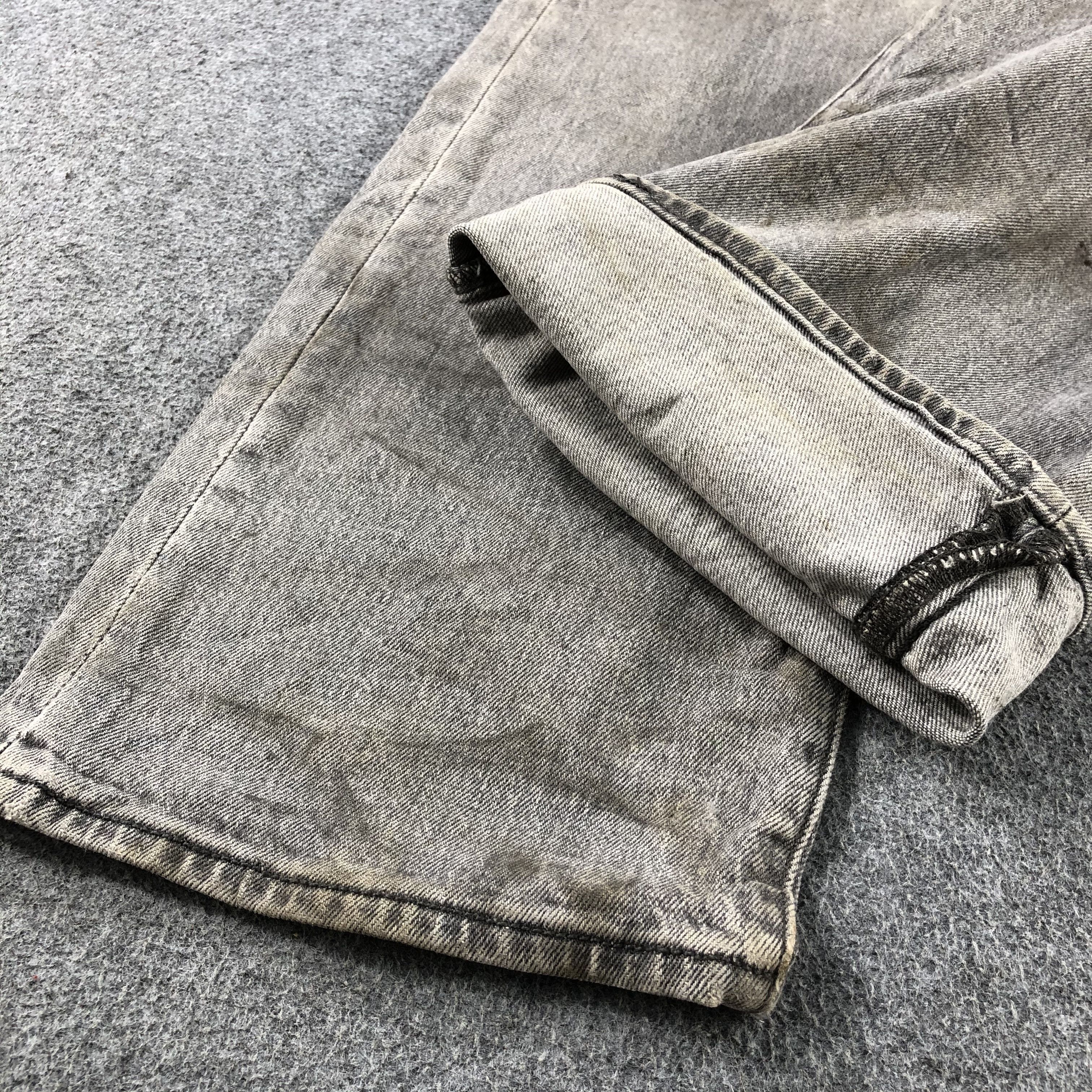 Levi's Vintage Levis 501 Jeans-J2267 Size US 39 - 7 Thumbnail