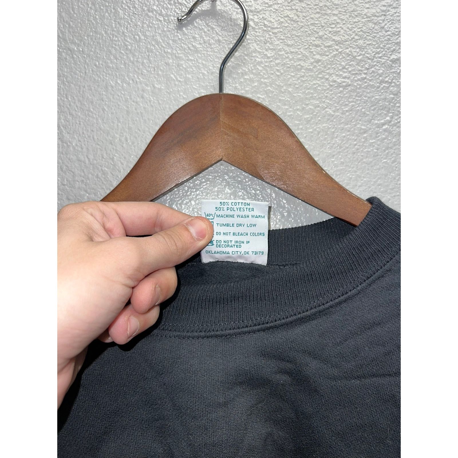Vintage Vintage Black Blank Sweatshirt Crewneck XXL Fashion Gear 90s Size US XXL / EU 58 / 5 - 5 Thumbnail