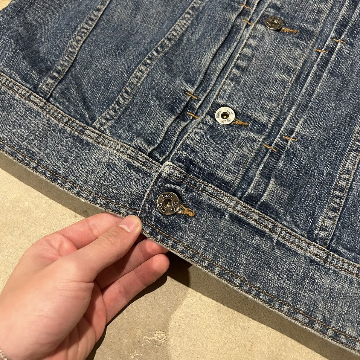Designer × Dolce & Gabbana Dolce & Gabbana Chopped Short Sleeve Denim Trucker Jacket Size US L / EU 52-54 / 3 - 4 Thumbnail