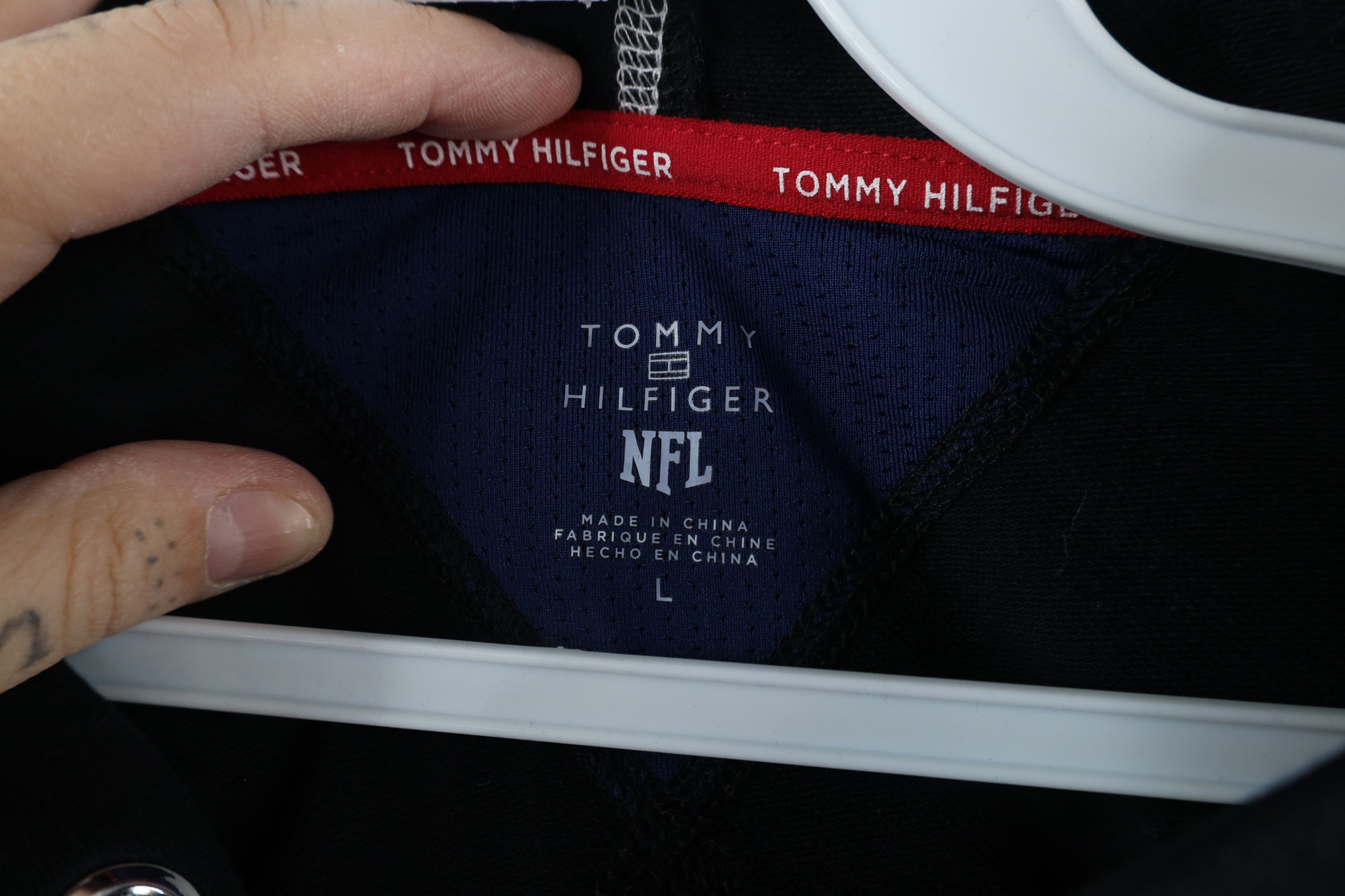 Tommy Hilfiger × Vintage Tommy Hilfiger x NFL Cleveland Browns Football Zip Hoodie Size L / US 10 / IT 46 - 8 Thumbnail