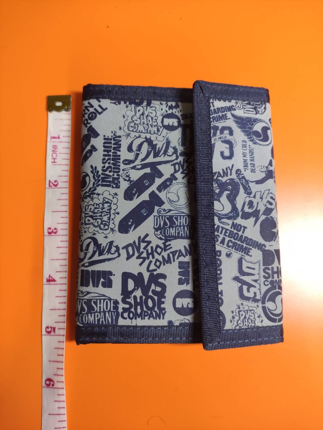 DVS Vtg 00's DVS Skate Logo All Over Print Jumble Wallet Size ONE SIZE - 6 Thumbnail
