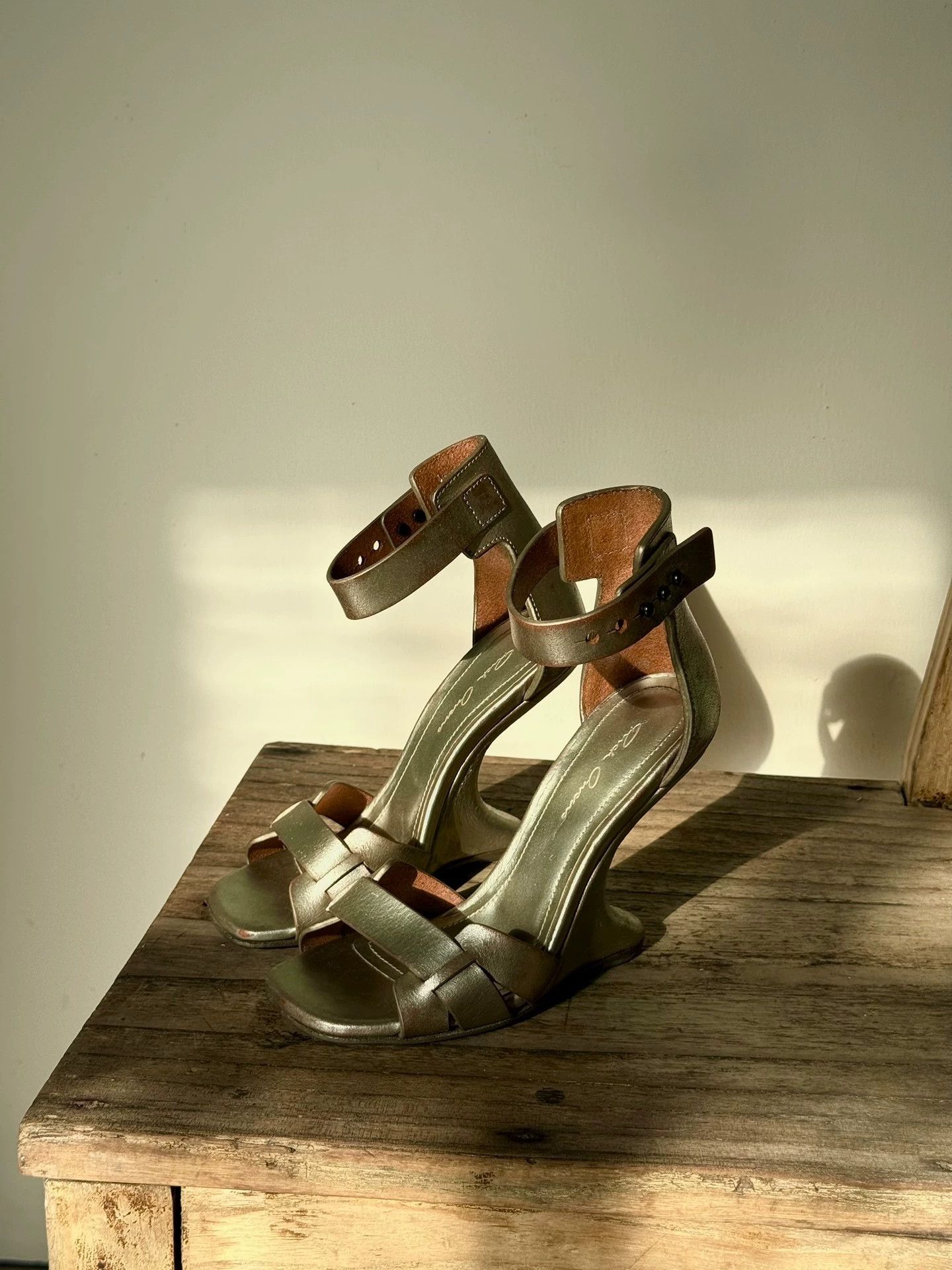 Rick Owens RickOwens 17ss Distressed Asymmetric Heels EU35 New Size US 4.5 / IT 34.5 - 7 Thumbnail