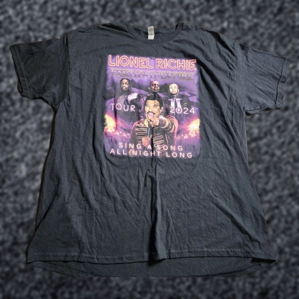 Gildan Lionel Richie 2024 Concert T-Shirt Mens 2XL Black Double-Sided Gildan Music Fire Size US XXL / EU 58 / 5 - 1 Thumbnail
