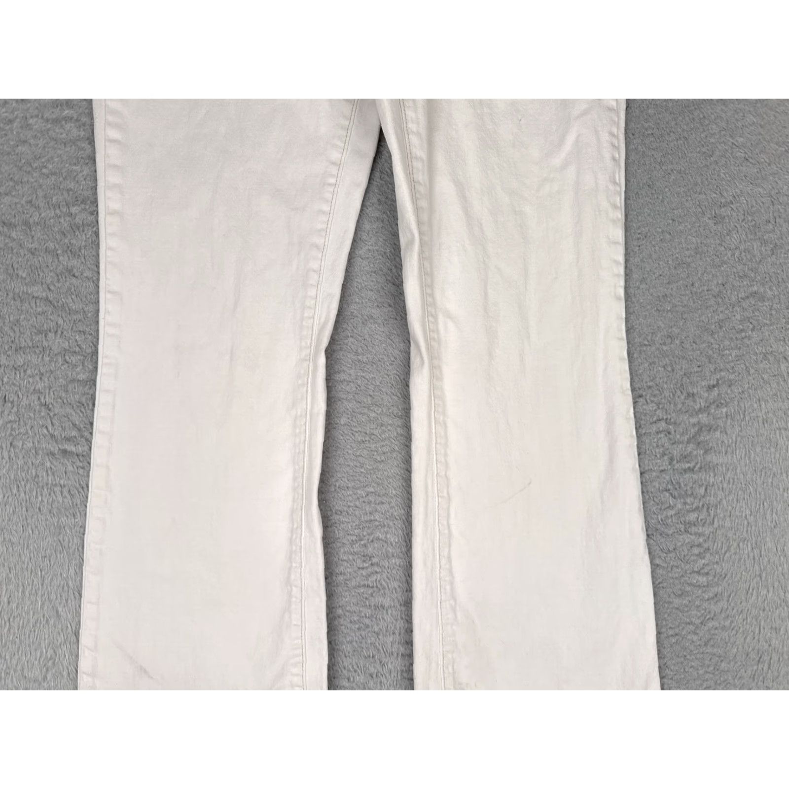 Mossimo Mossimo Jeans Womens 4 White Mid Rise Straight Embroidered Denim 28x31 Regular Stretch 5-Pocket Cotton Blend Spandex 90s Vintage: No Size 27" / US 4 / IT 40 - 3 Thumbnail