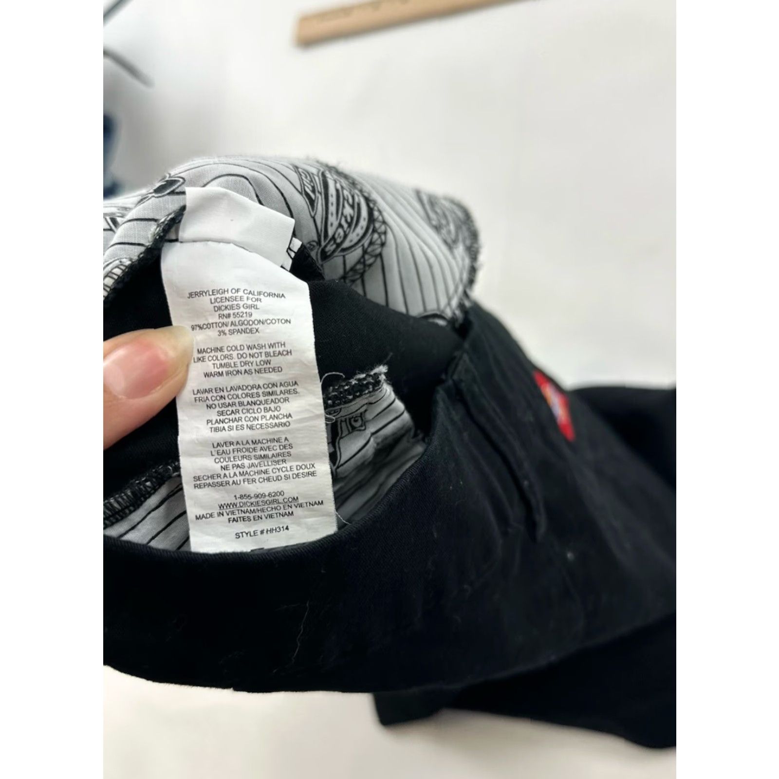 Dickies Dickies Skirt Womens Size 11 Black Pencil Side Zip High Rise Mini Skirt Casual Fall Streetwear Vintage Style Womens Dickies Skirt Size 32" / US 10 / IT 46 - 6 Thumbnail