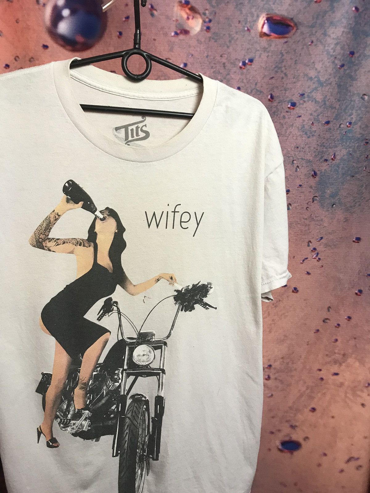 Two In The Shirt Tits Two in The shirts Wifey streetwear tee sexy girl Size US L / EU 52-54 / 3 - 1 Thumbnail