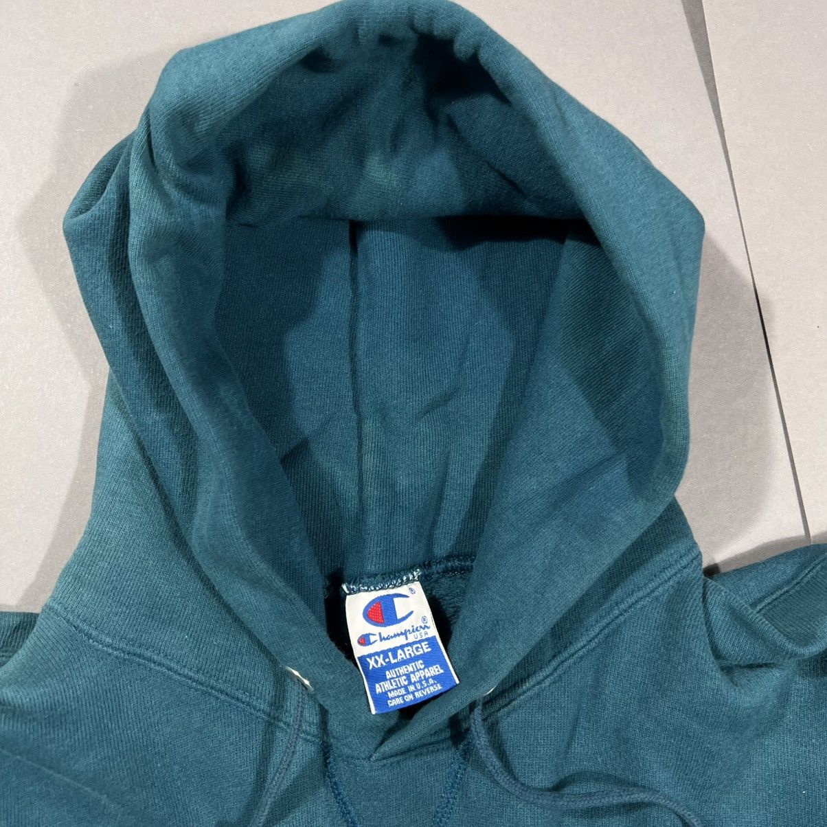 Champion × Vintage Vintage 90s Champion Sun Faded Turquoise Hoodie Size US L / EU 52-54 / 3 - 7 Thumbnail