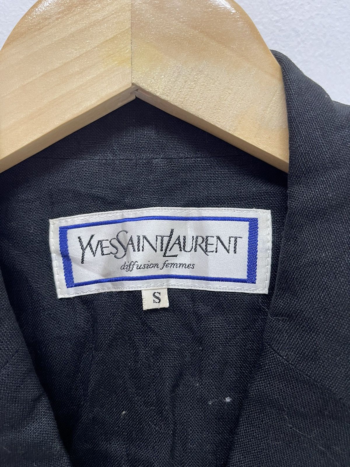 Yves Saint Laurent VINTAGE YVES SAINT LAURENT GOLDEN BUTTON DOUBLE BREAST Size S / US 4 / IT 40 - 4 Thumbnail