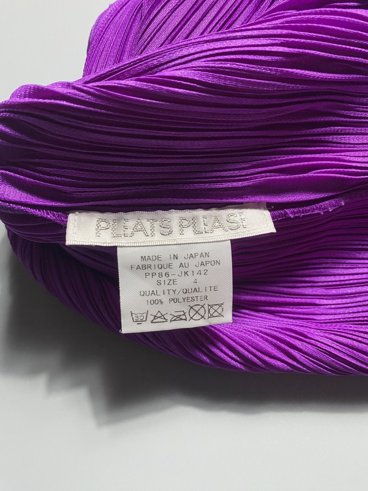 Pleats Please Issey Miyake PLEATS PLEASE STAR EMBOSSED TURTLE NECK Size M / US 6-8 / IT 42-44 - 7 Thumbnail
