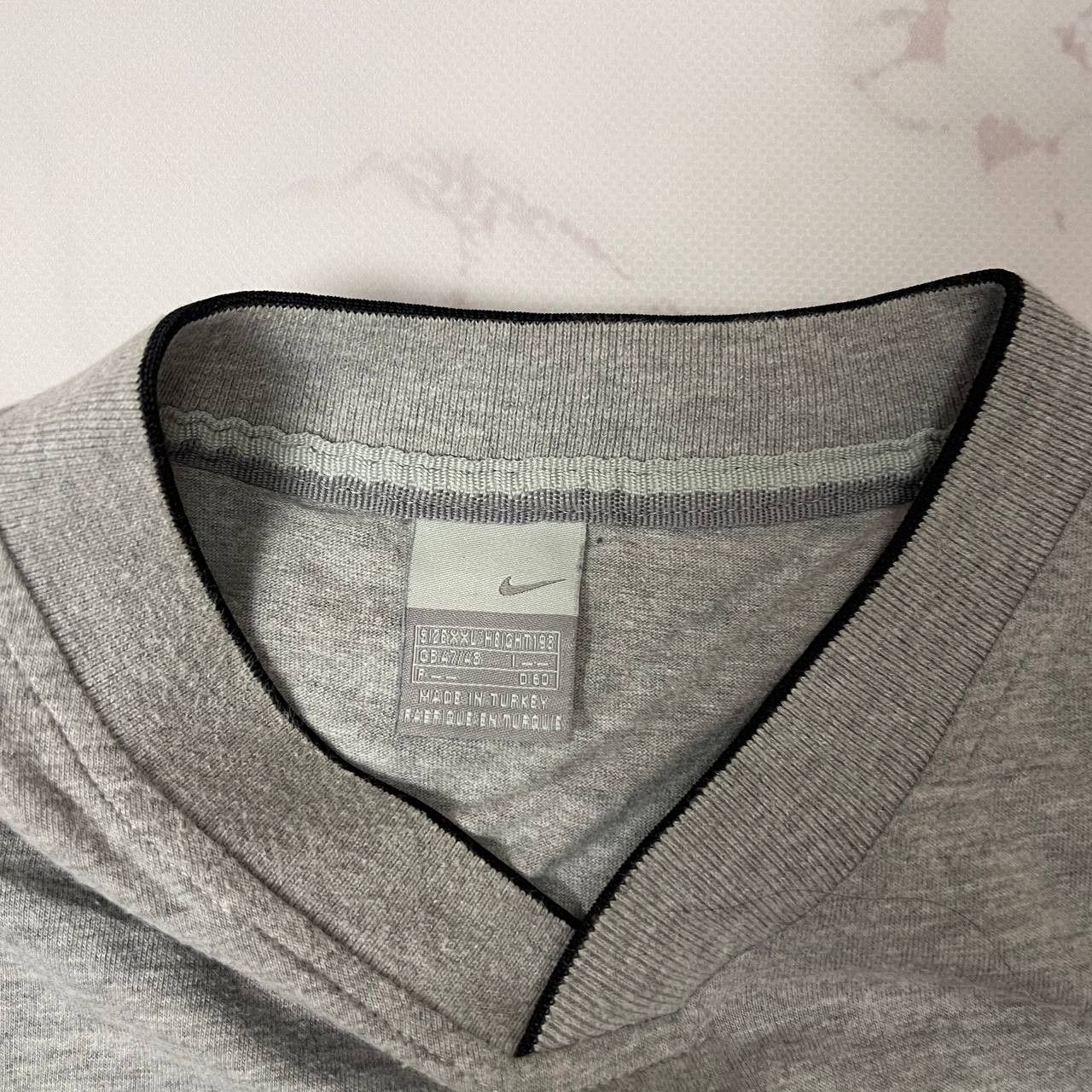 Nike Vintage Nike Airliner V-neck Men's T-shirt Embroidered Logo Size US XXL / EU 58 / 5 - 7 Thumbnail