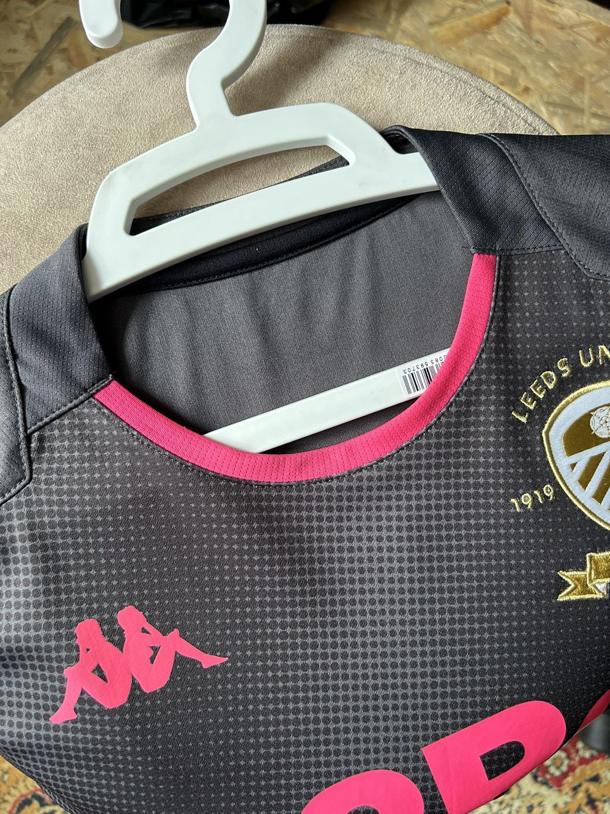 Kappa Leeds United 2019/20 away kappa jersey Size US M / EU 48-50 / 2 - 10 Thumbnail