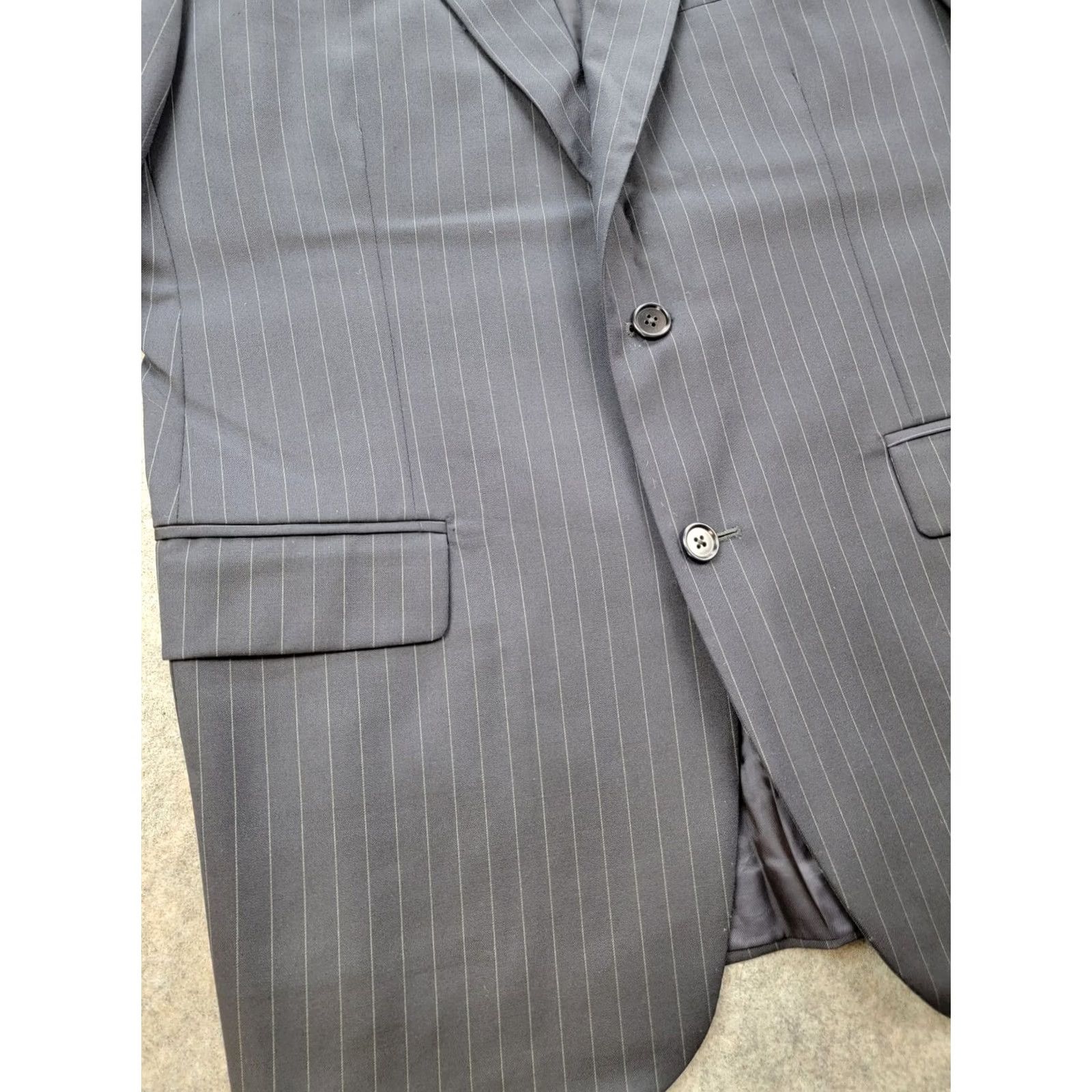 Brooks Brothers Brooks Brothers Suit Jacket Mens 41R Blue Pinstripe Wool 100% Madison Size 42R - 5 Thumbnail
