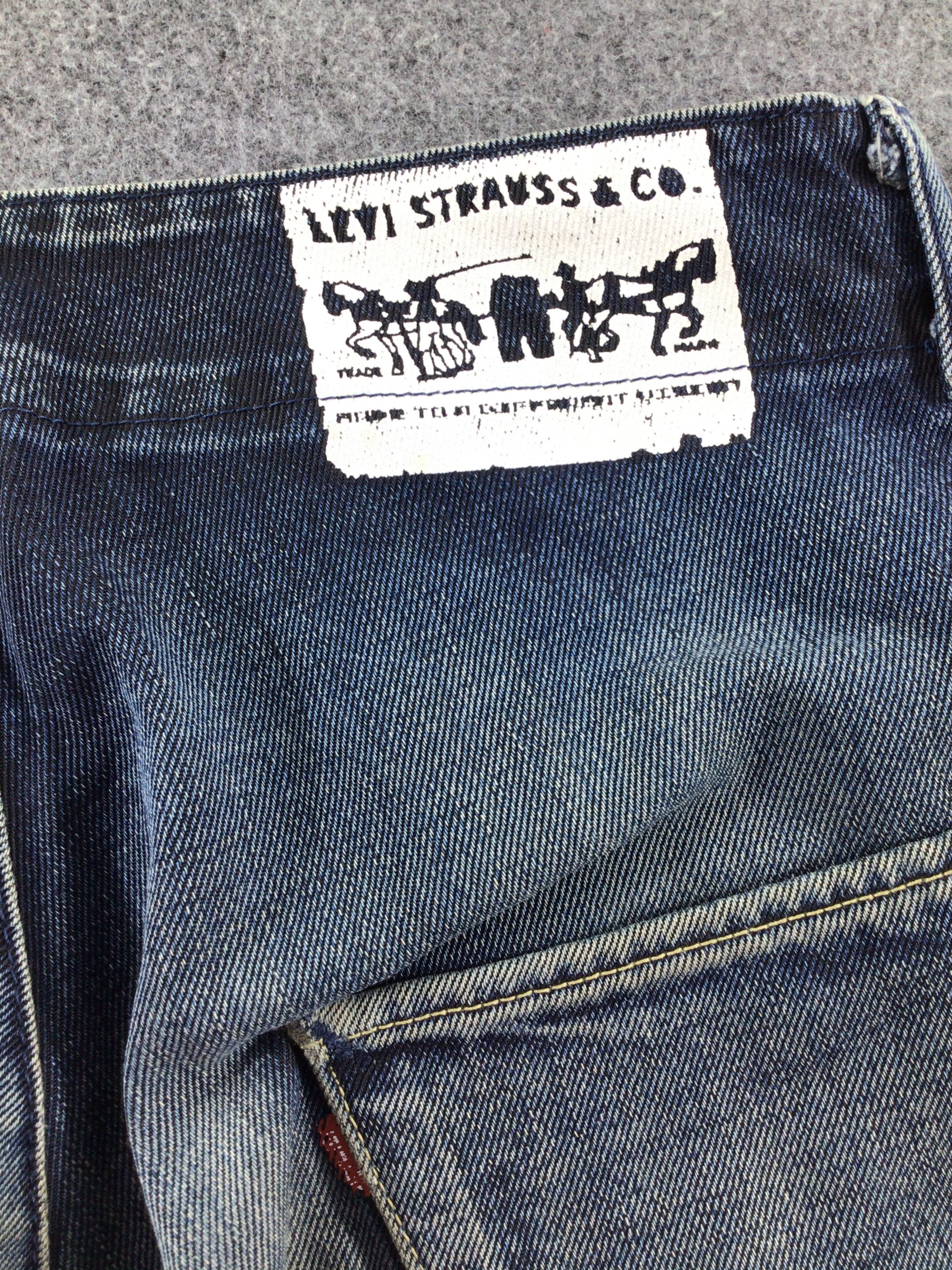 Levi's Vintage Levis Jeans Faded Blue Denim -J537 Size US 30 / EU 46 - 5 Thumbnail