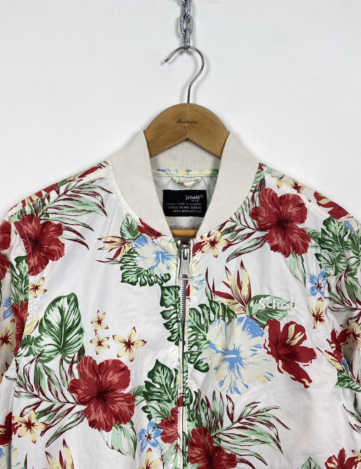 Schott Schott Floral Full Zip Bomber Jacket Size L White USA Flower Size M / US 6-8 / IT 42-44 - 2 Thumbnail