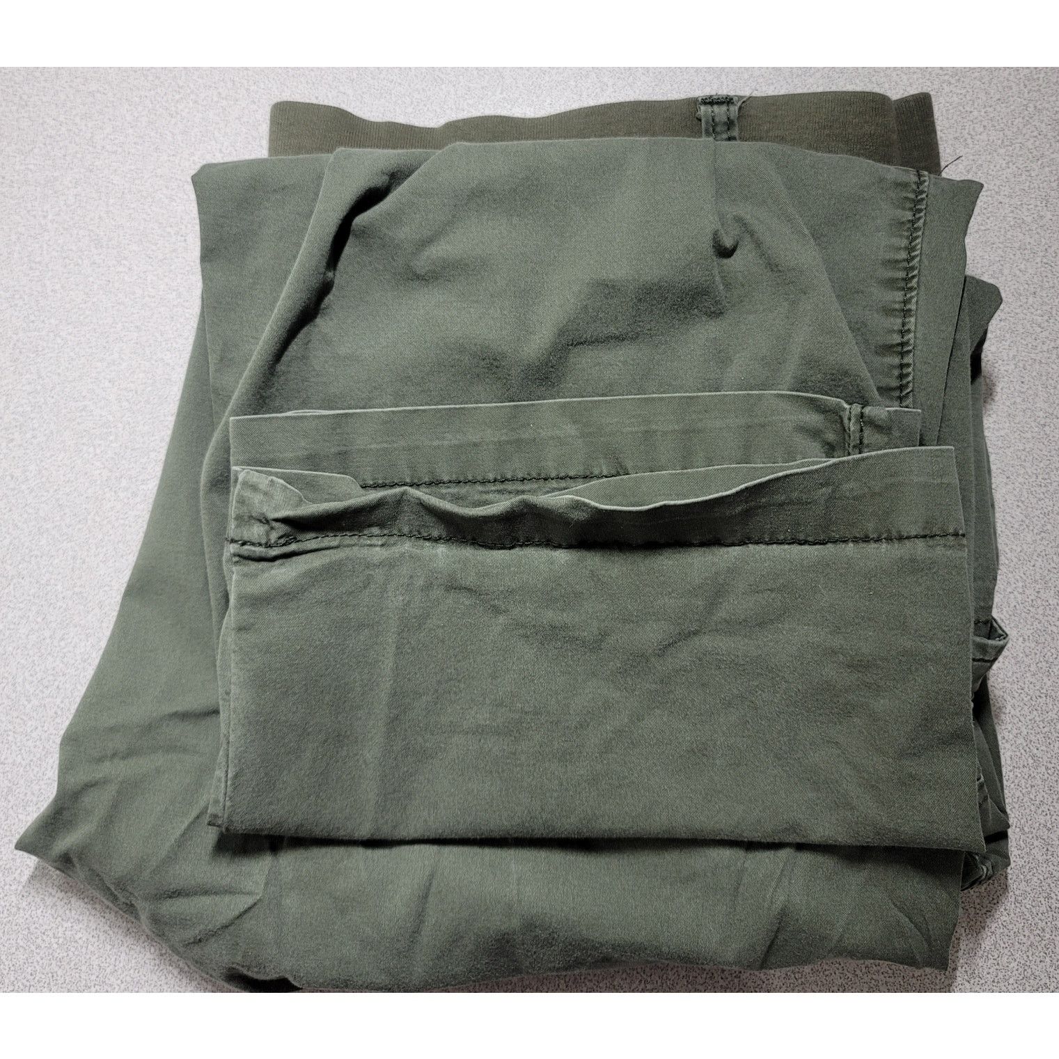 Lee Lee Green Relaxed Fit Cropped Cargo Pants Medium Lightweight Size 36" / US 14 / IT 50 - 3 Thumbnail