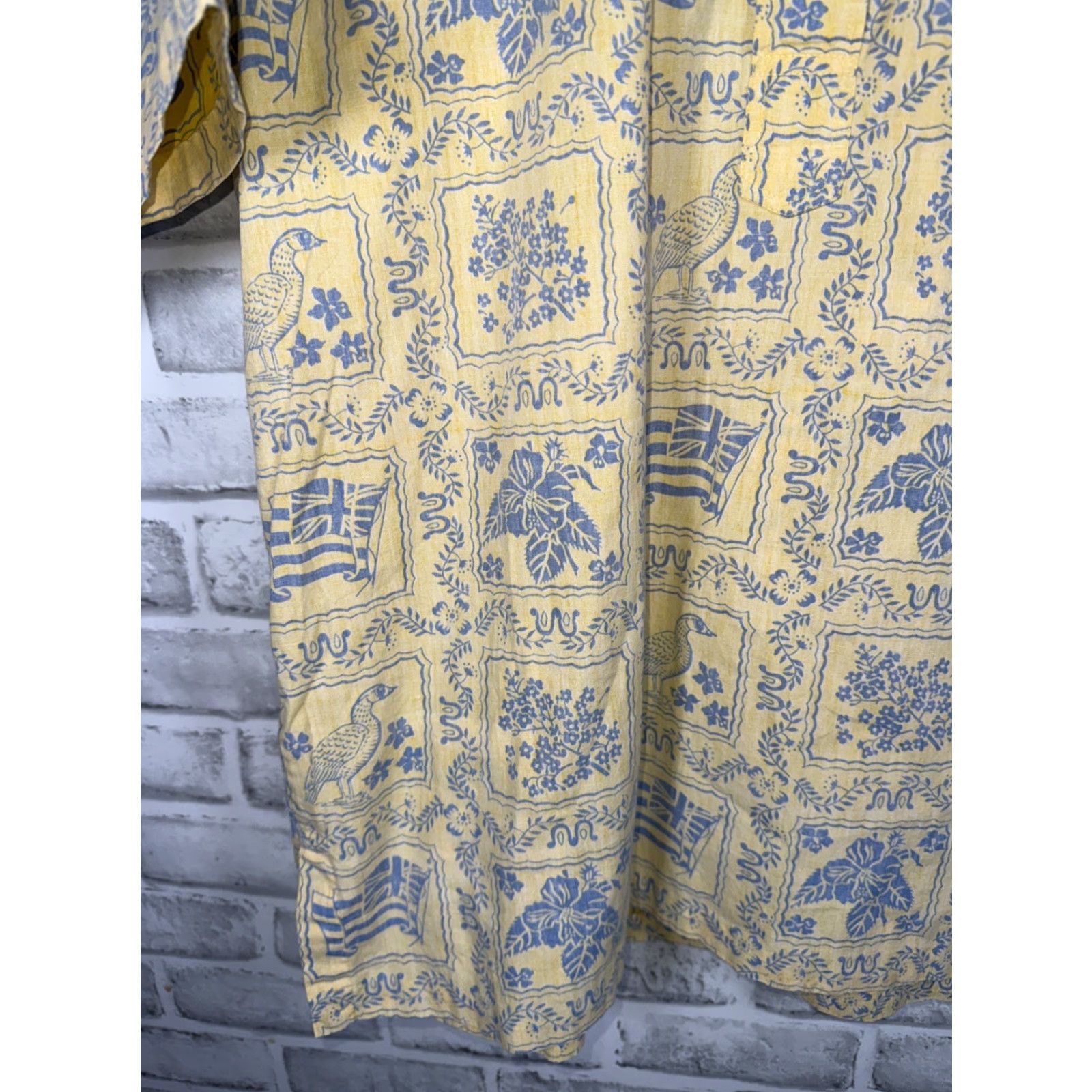 Reyn Spooner VINTAGE Reyn Spooner Yellow Short Sleeve Button-Up Hawaiian Shirt M Mens Size US M / EU 48-50 / 2 - 5 Thumbnail