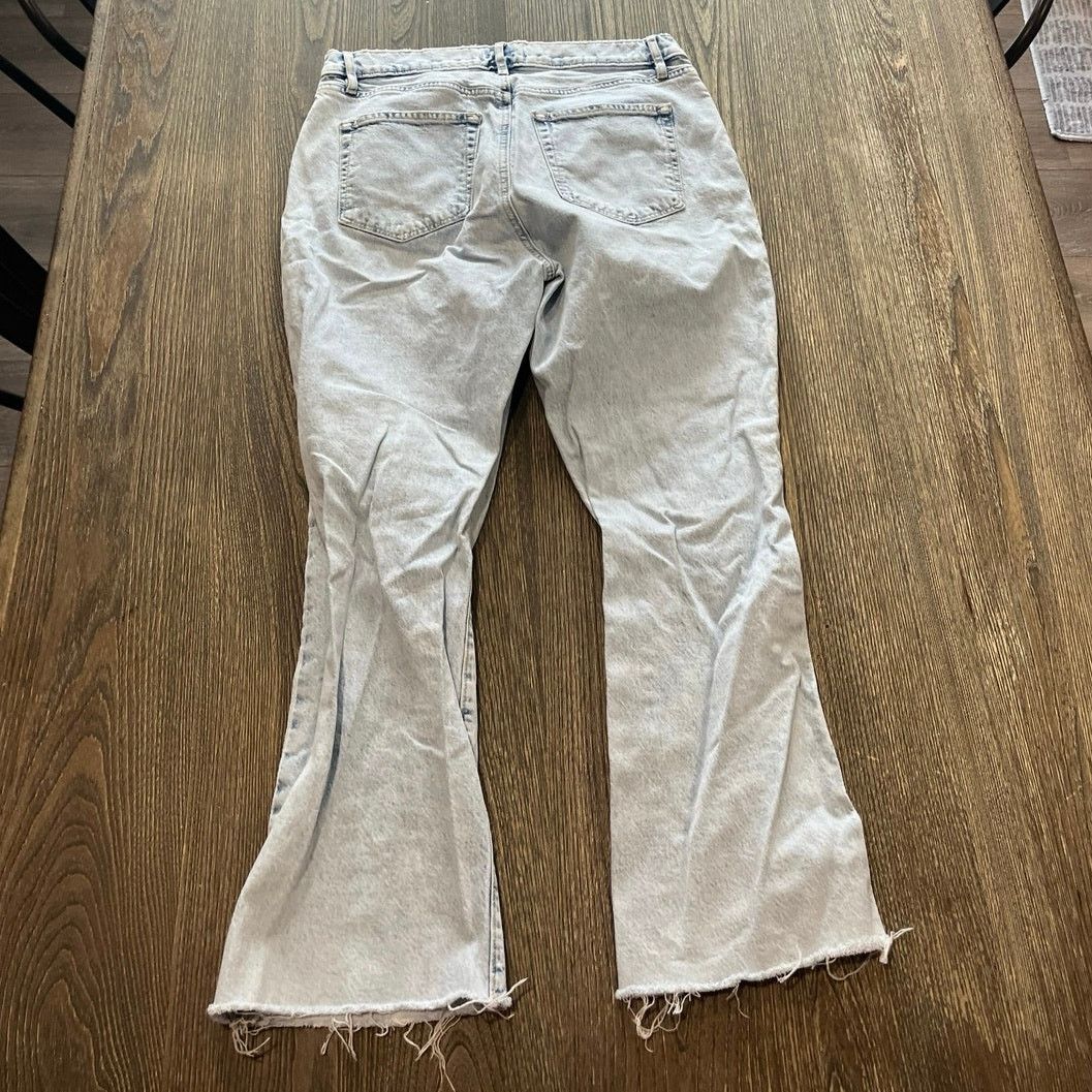 Loft LOFT High Waist Kick Crop Jeans Denim Raw Hem Blue Size 29/8 Size 30" / US 8 / IT 44 - 7 Thumbnail