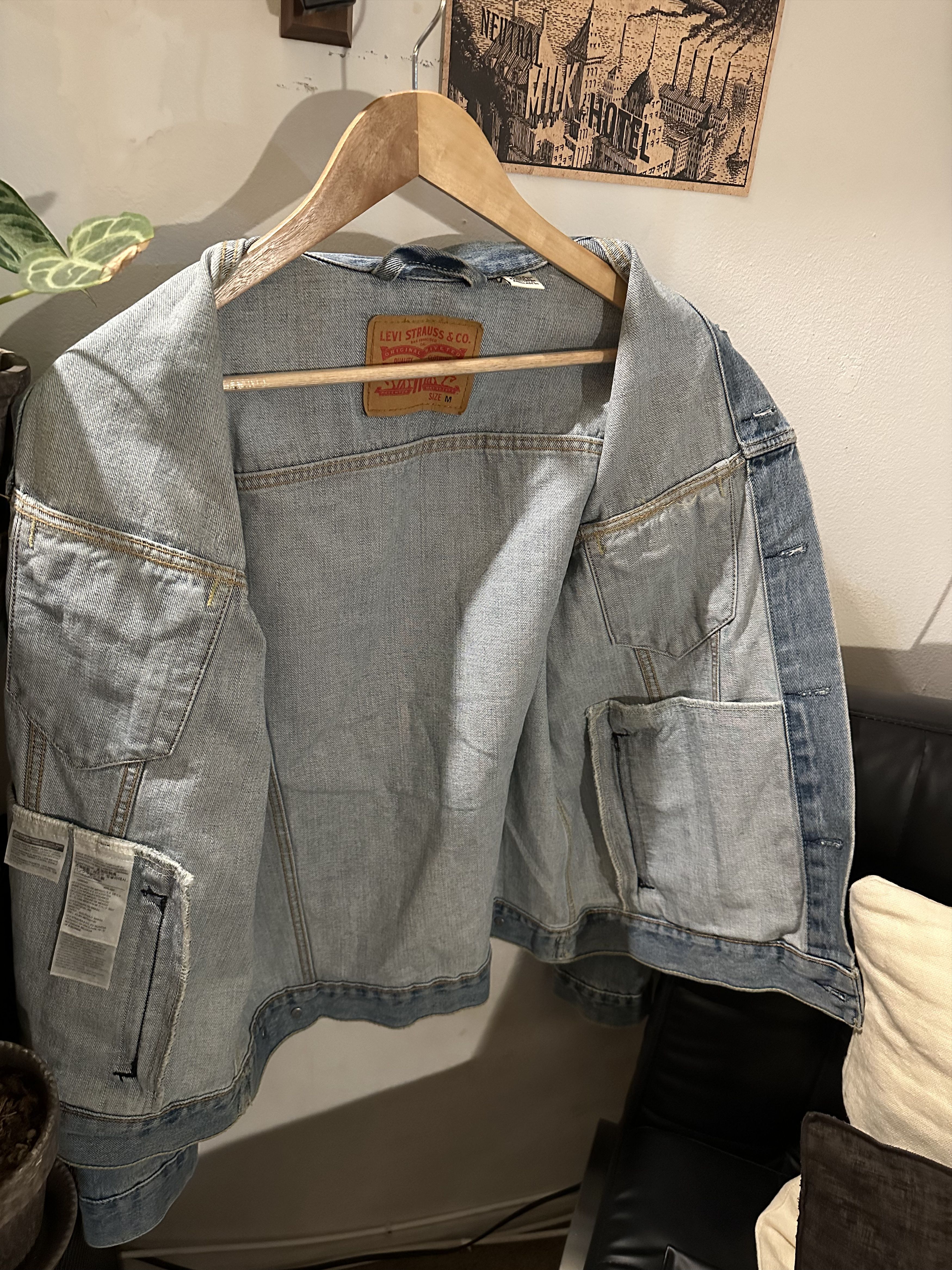 Levi's Levi's Trucker Jacket Light Stonewash Size M Size US M / EU 48-50 / 2 - 3 Thumbnail