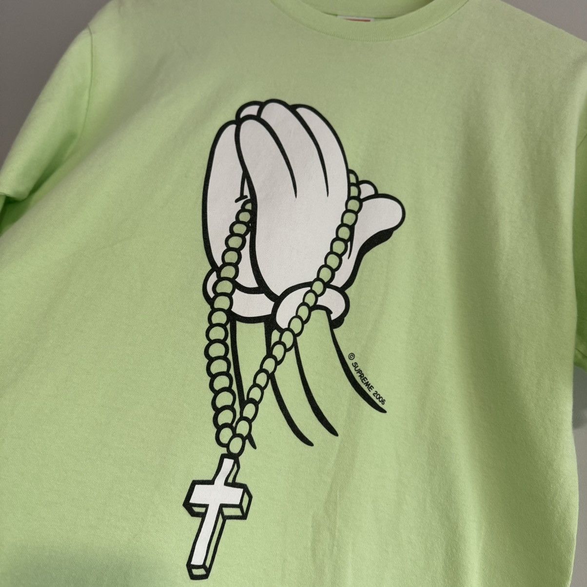 Supreme 2006 Supreme Mickey Prayer Hands Rosary Tee Lime Size US M / EU 48-50 / 2 - 2 Thumbnail