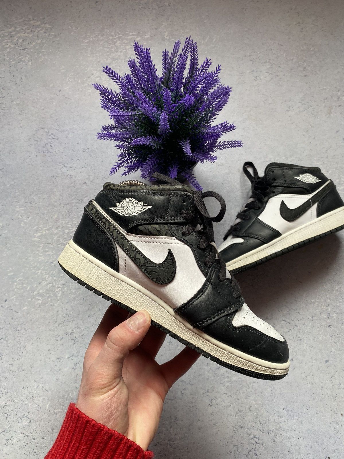 Jordan Brand Nike Air Jordan Panda Elephant Black/White Size EUR 36 Size US 5.5 / IT 35.5 - 1 Thumbnail