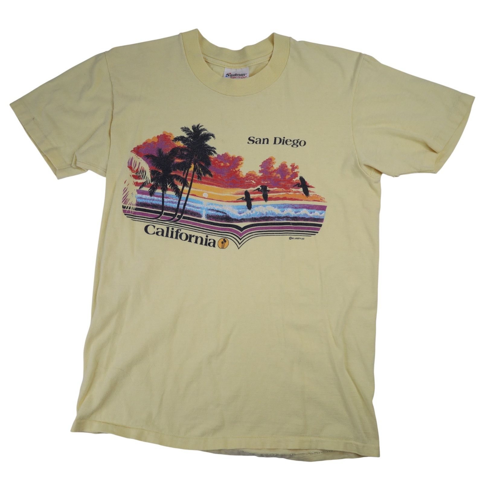 Vintage Vintage '82 San Diego California Graphic Tourist T Shirt Size US M / EU 48-50 / 2 - 1 Thumbnail