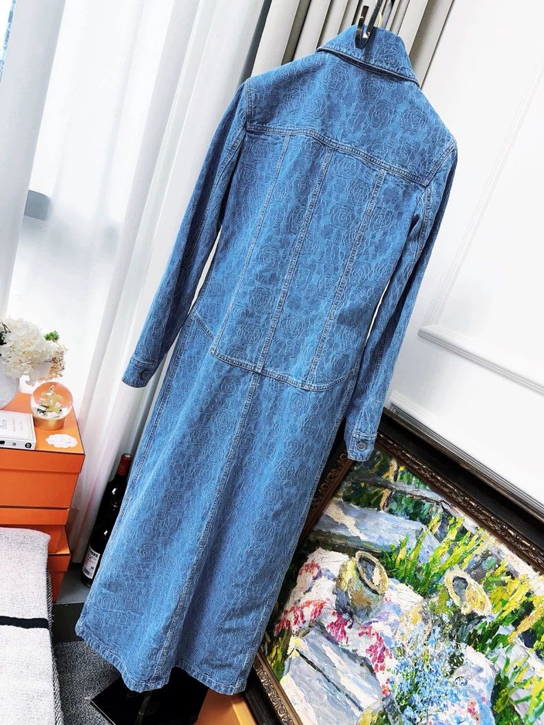 Chanel 23p blue full-print camellia denim jacket