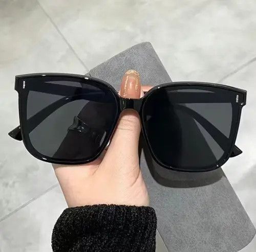 Other New Sunglasses Men And Women Sun Shading Sunglasses UV Prote Size ONE SIZE - 1 Thumbnail