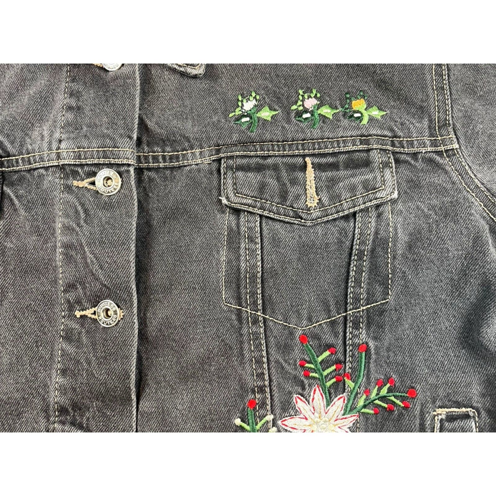 Route 66 VINTAGE Route 66 Denim Jacket Black Women’s L Embroidered Floral 90s Grunge Trucker Jacket Women Size L / US 10 / IT 46 - 4 Thumbnail