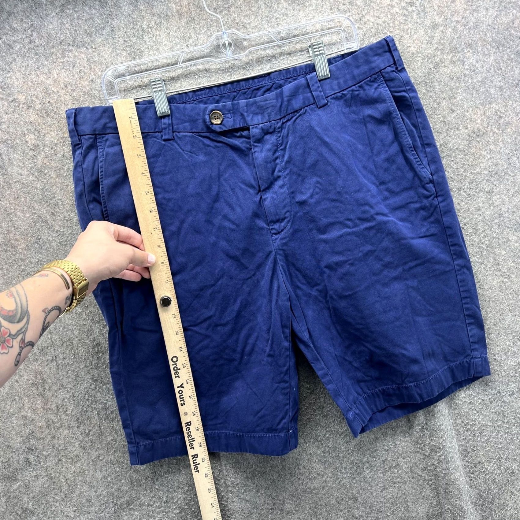 Brooks Brothers Brooks Brothers Shorts Bermuda Mens 36 Blue 100% Cotton Chino Casual Golf Flat Front Zip Fly Pocketed Waist 36 Navy Boys? Size US 36 / EU 52 - 4 Thumbnail