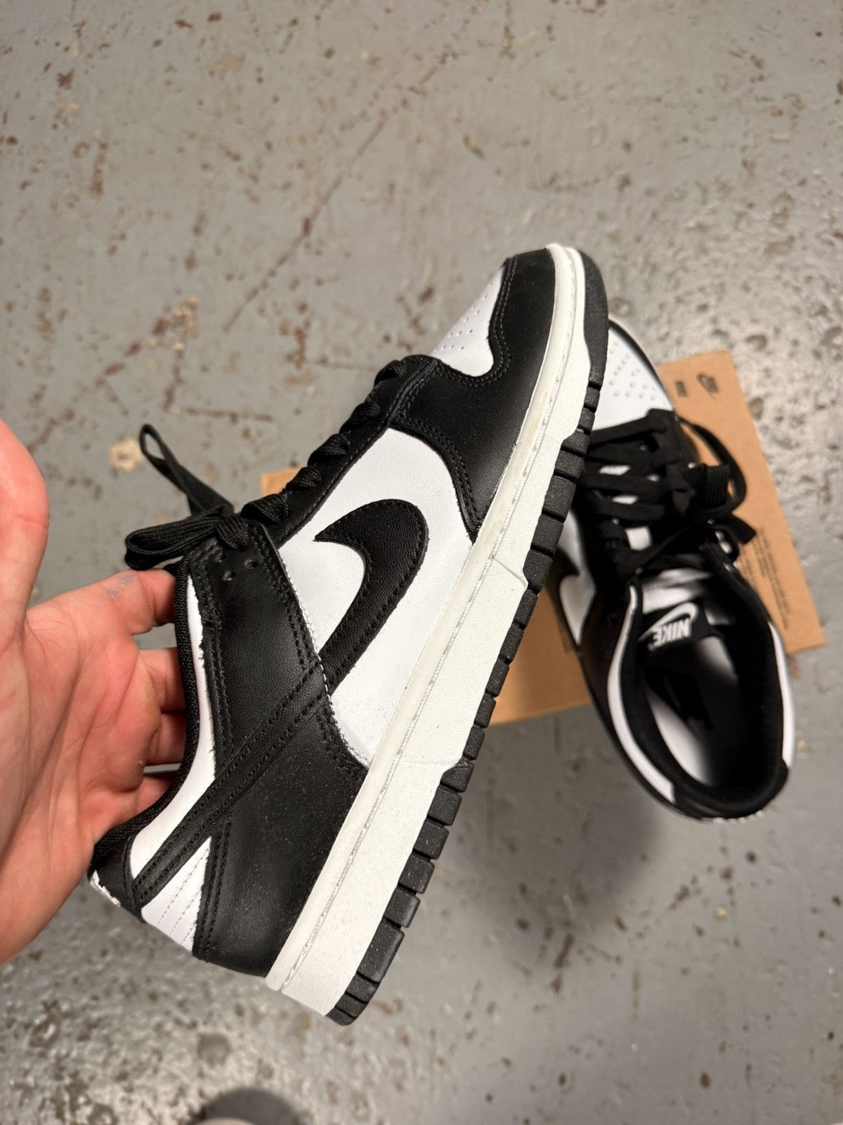 Nike Slightly Imperfect Nike Dunk Pandas Size US 8 / EU 41 - 16 Thumbnail