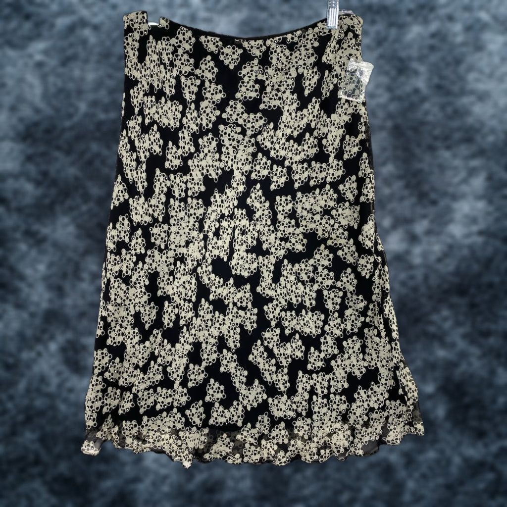 Vintage ICE Skirt Womens XL Midi Knee Length Black Silk Beaded Floral 90s Vintage Lined Dry Clean Only Party/Cocktail Comfortable Summer Season Womens Size 40" / US 18 - 1 Thumbnail