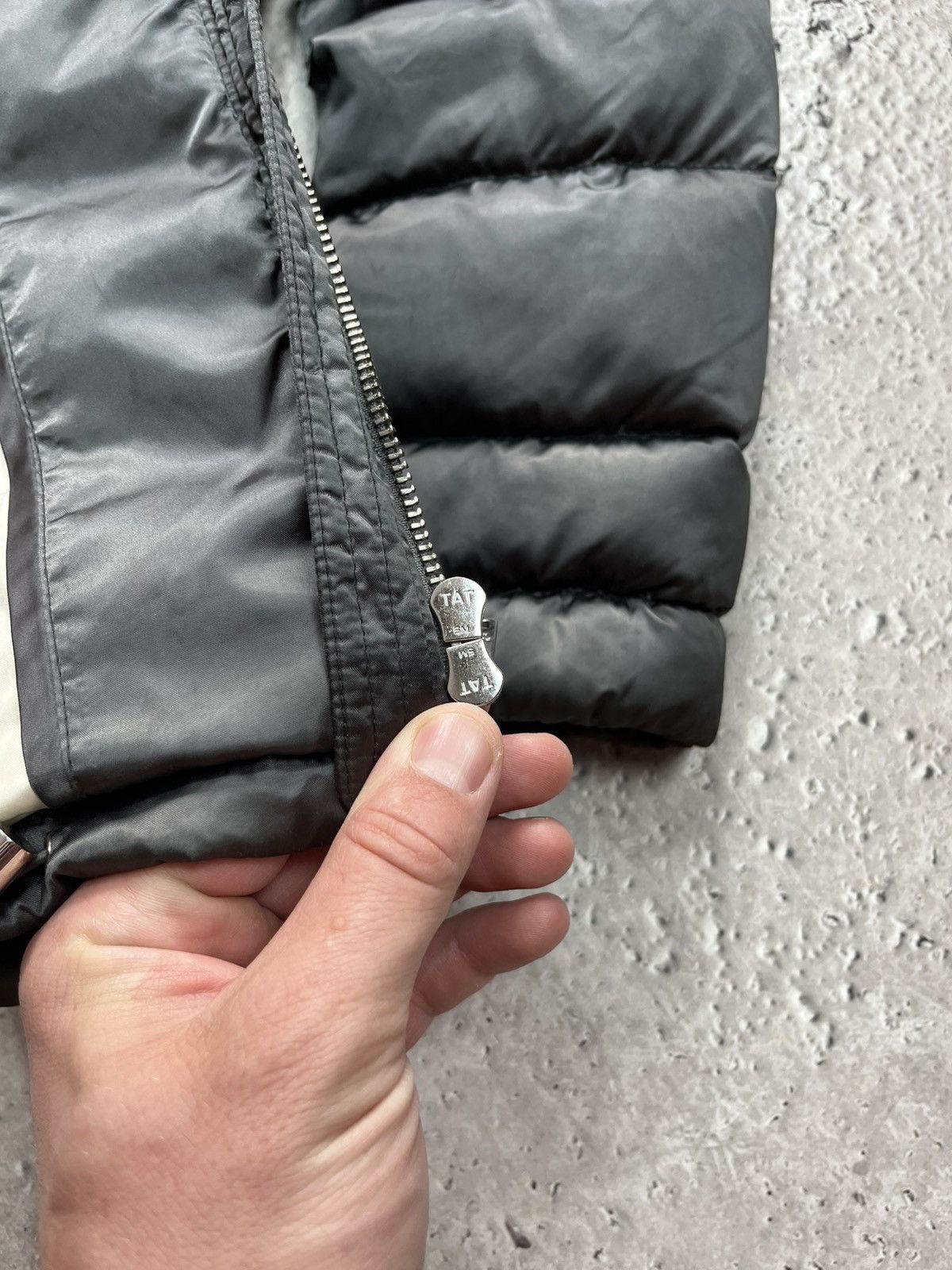 Prada Prada Down Jacket Fur Hood Puffer Coat Size 38 Coat Size S / US 4 / IT 40 - 9 Thumbnail