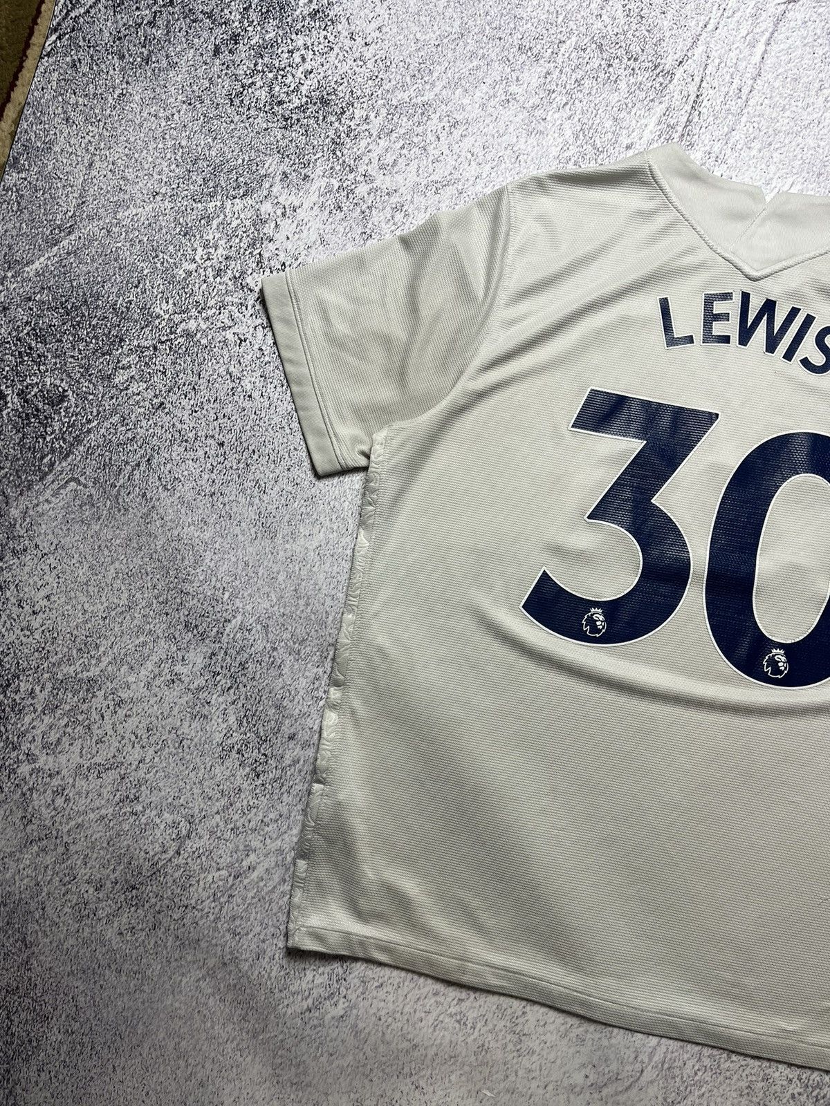 Nike × Vintage Vintage Tottenham Hotspur 30 Lewis Home Shirt 2021/22 Small Size US XL / EU 56 / 4 - 17 Thumbnail