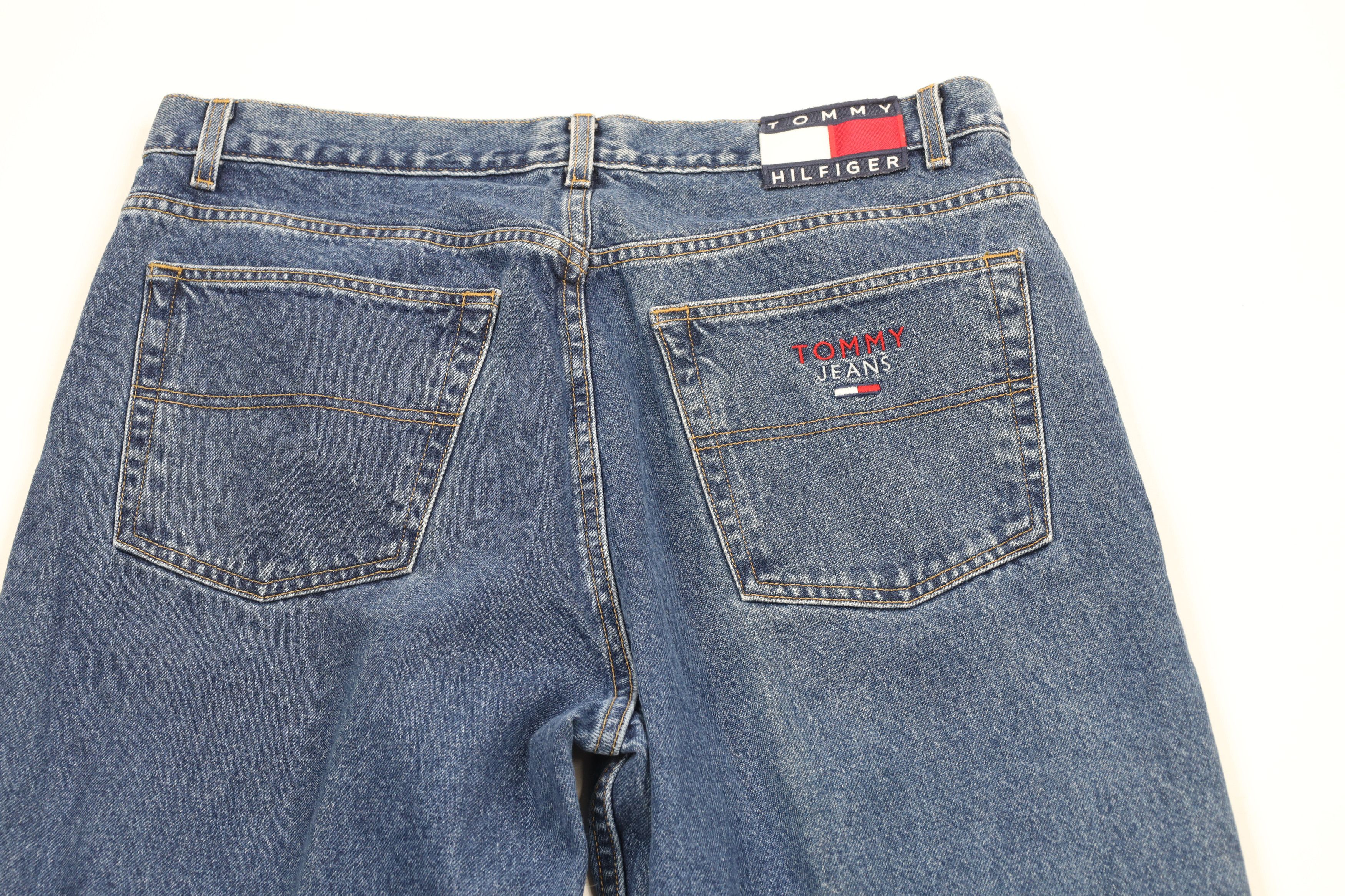 Tommy Hilfiger × Vintage Vintage 90s Tommy Hilfiger Faded Relaxed Fit Wide Leg Jeans Size US 38 / EU 54 - 11 Thumbnail