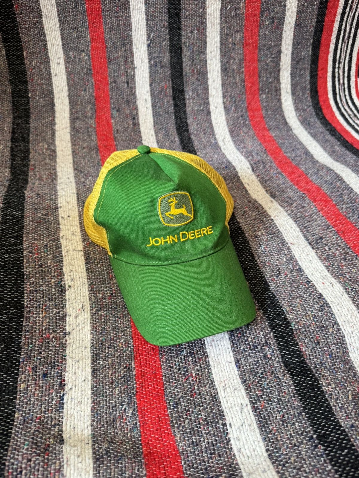 Vintage Vintage 00’s John Deere Rare Worker Trucker Hat Size ONE SIZE - 2 Thumbnail
