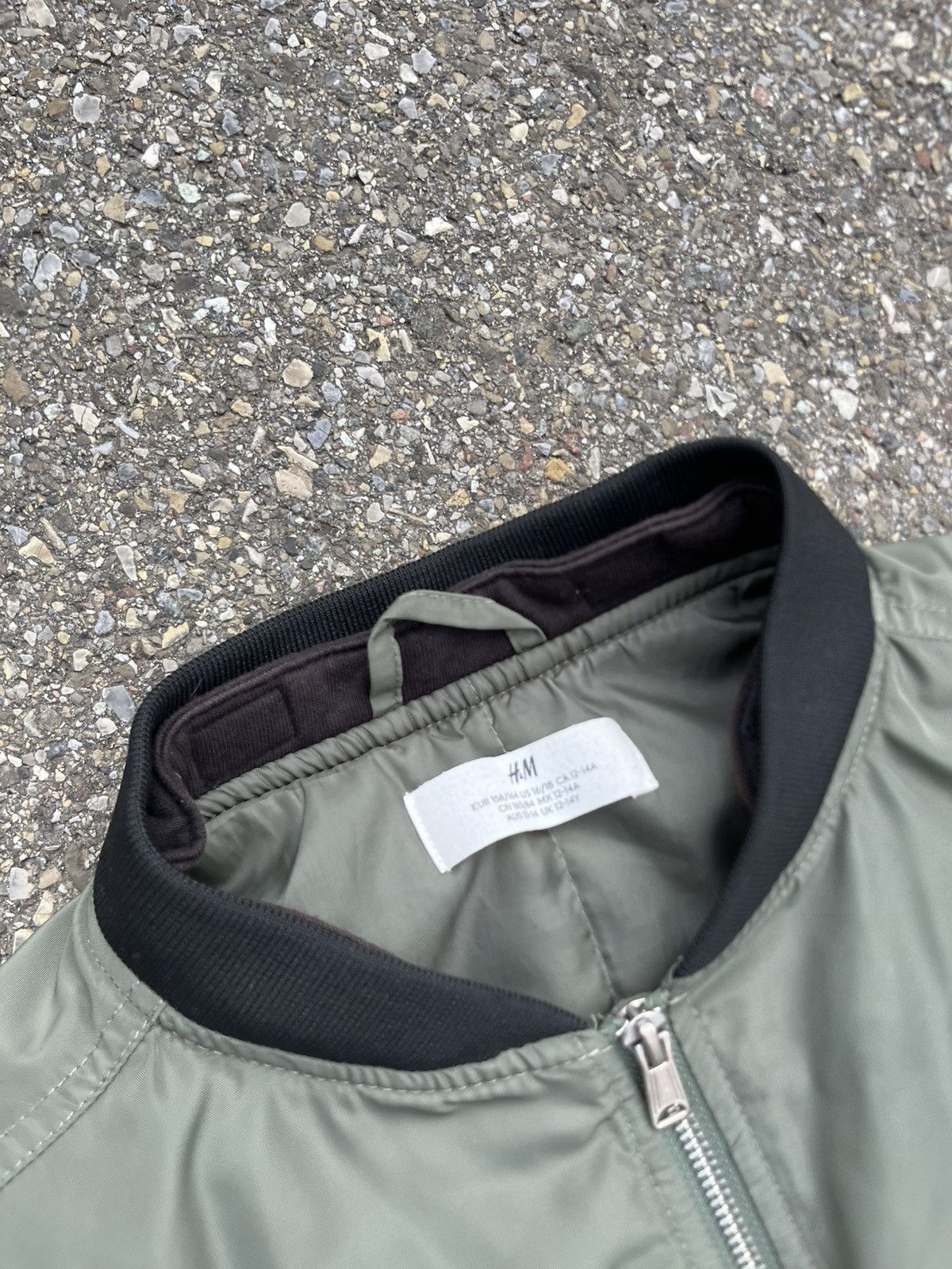 H&M olive geen bomber jacket Size US S / EU 44-46 / 1 - 4 Thumbnail