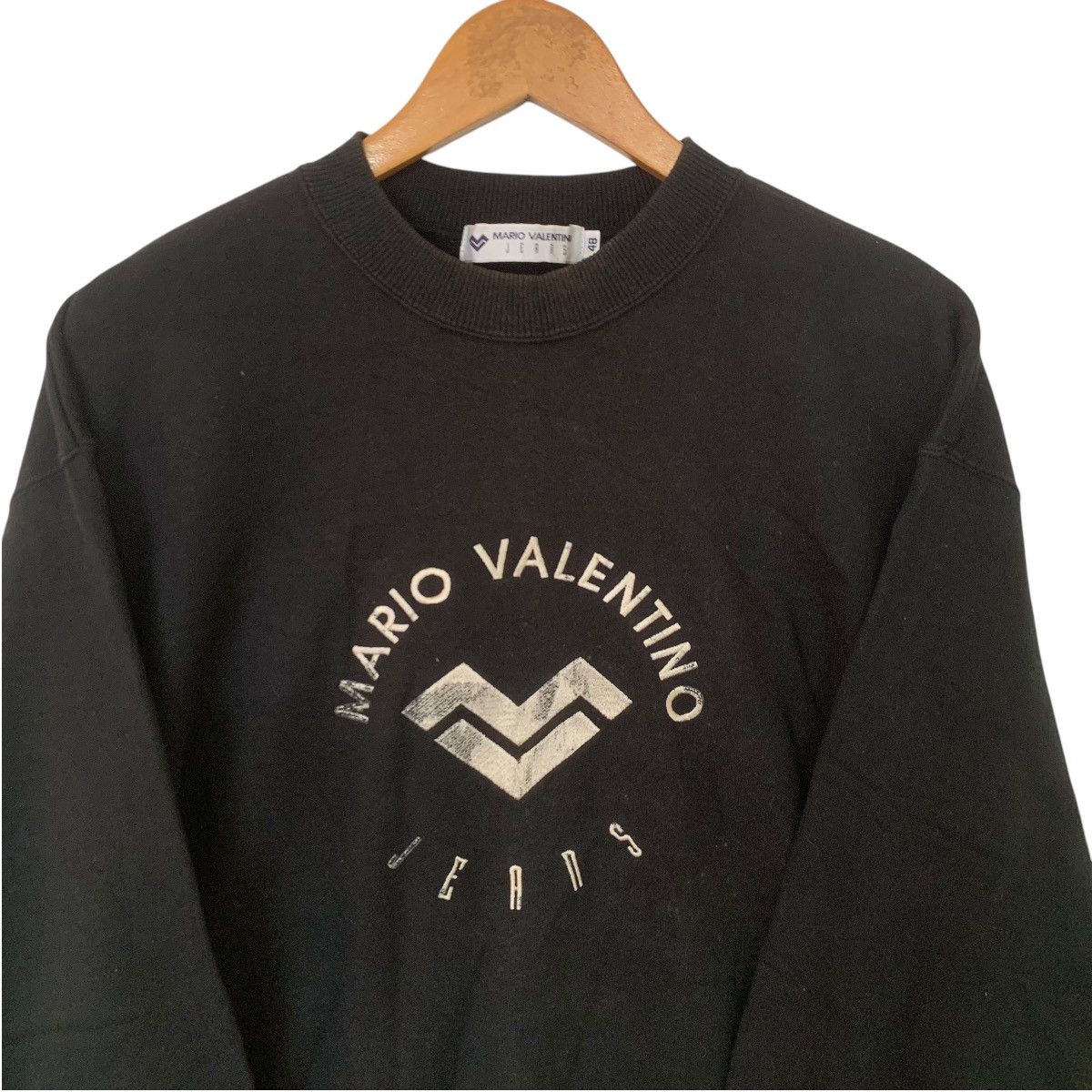 Valentino × Vintage Vintage Mario Valentino Sweatshirt Big Logo Medium Rare Size US M / EU 48-50 / 2 - 2 Thumbnail