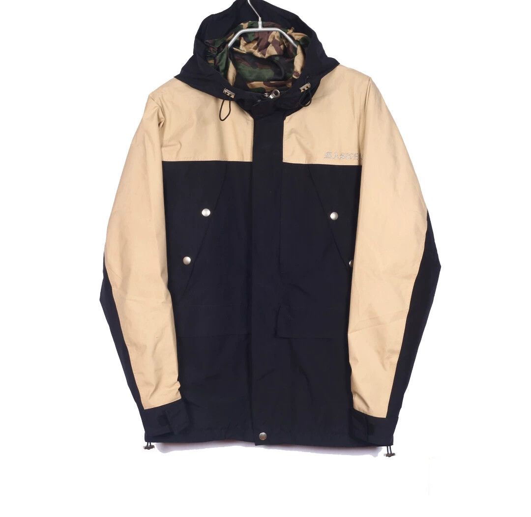 Mastermind Japan mmj GORE-TEX jacket silver skull embroidery armpit zips S Size US S / EU 44-46 / 1 - 1 Thumbnail