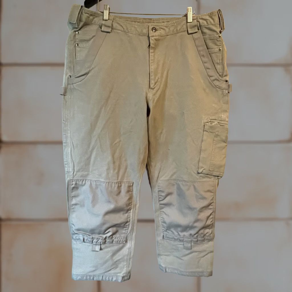 Duluth Trading Company Duluth Fire Hose Double Knee Cargo Pants Men 42x30 Beige Canvas 5-Pocket Relaxed Straight Crew Pants Size US 42 / EU 58 - 1 Thumbnail