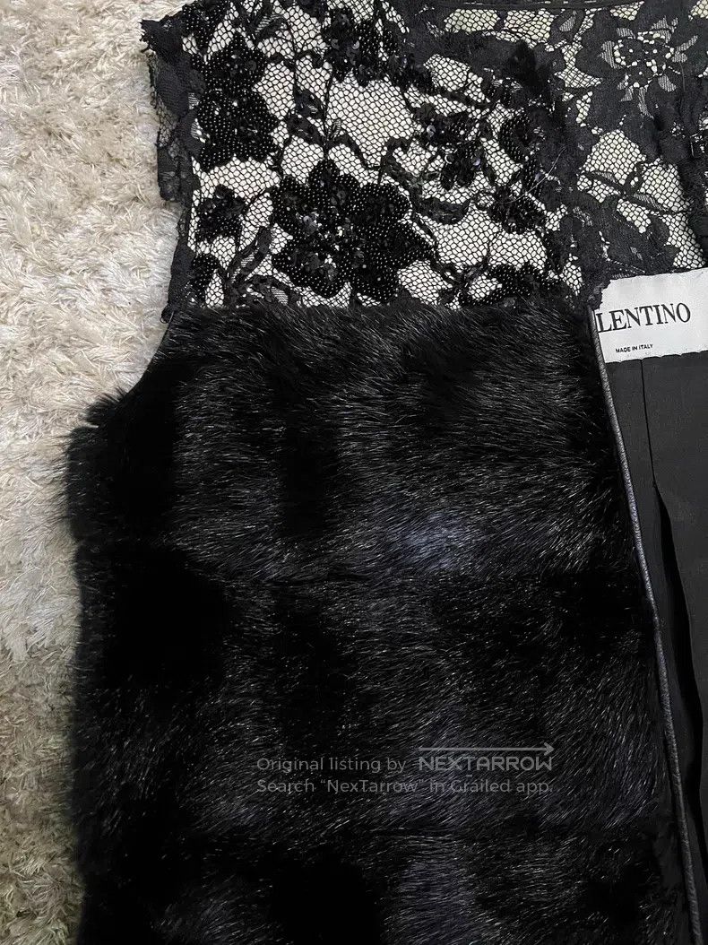 Valentino Valentino Nailed beaded mink vest Size S / US 4 / IT 40 - 3 Thumbnail