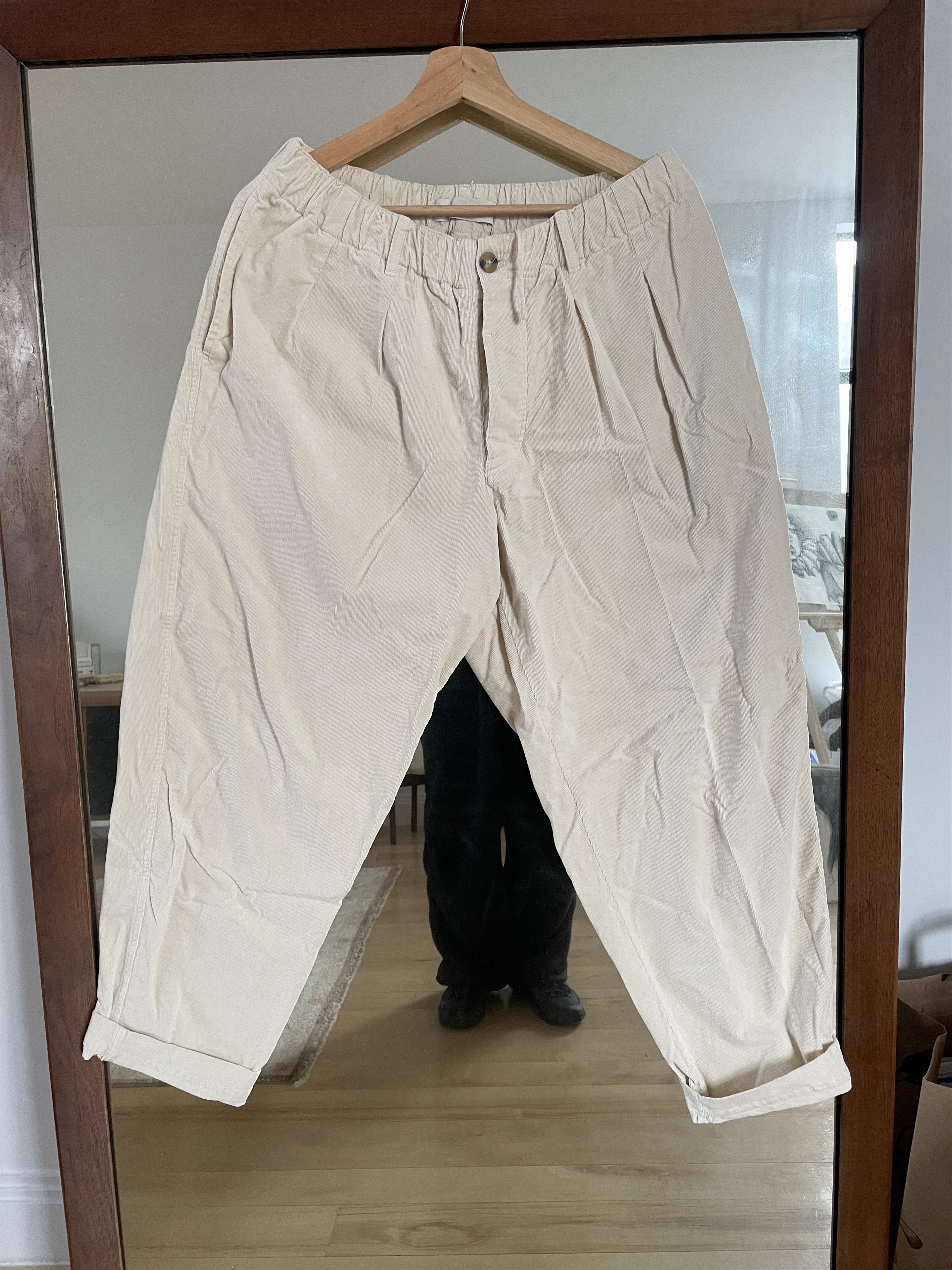 KESTIN KESTIN - Clyde Pant in Fine Fine Corduroy - Color: Ecru Size US 31 - 1 Thumbnail