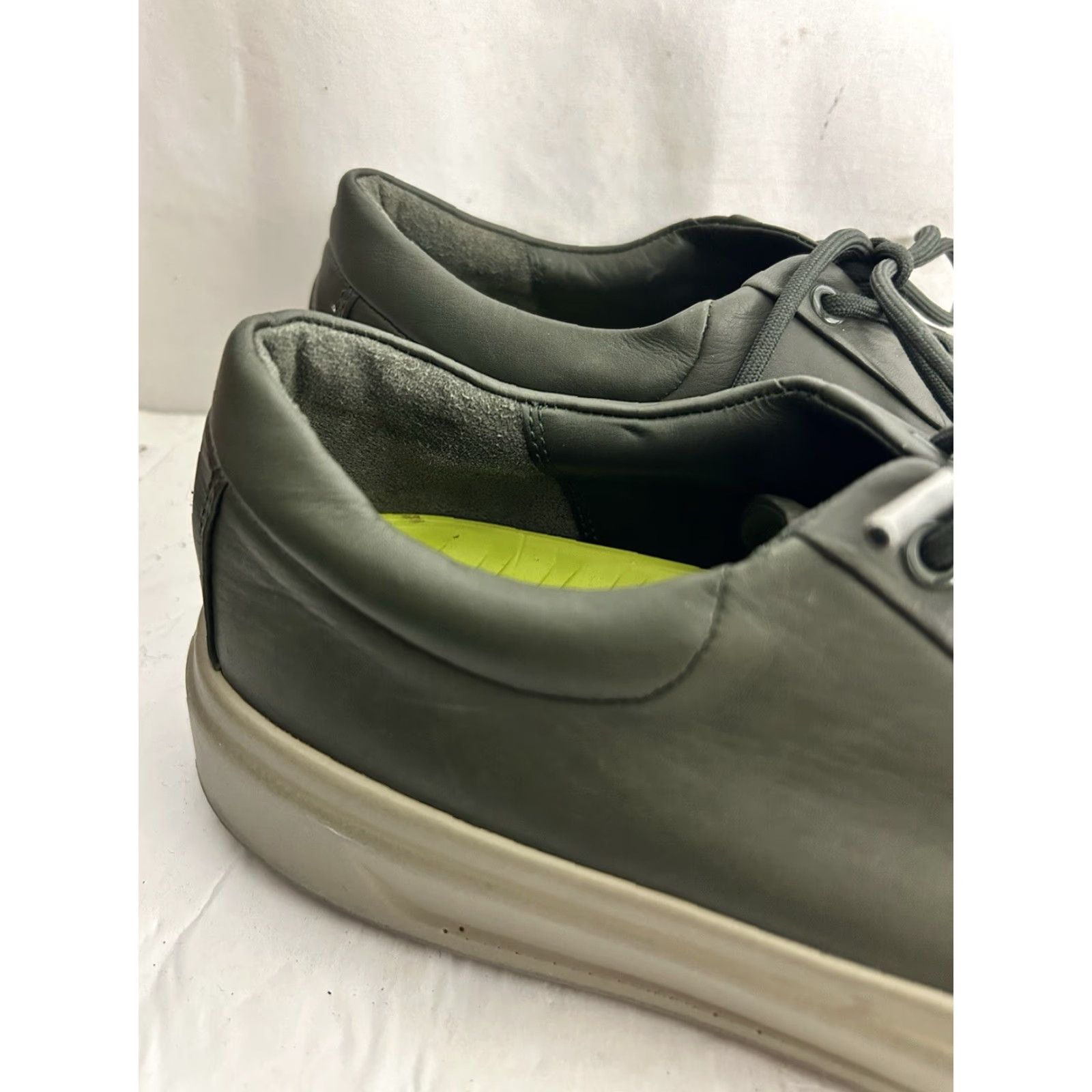 Ecco ECCO Sneaker Men Standard Deep Forest Leather ECCO Flexure T-Cap Low Top Lace Up US 10 EU 44 Shoe Size US M / EU 48-50 / 2 - 4 Thumbnail