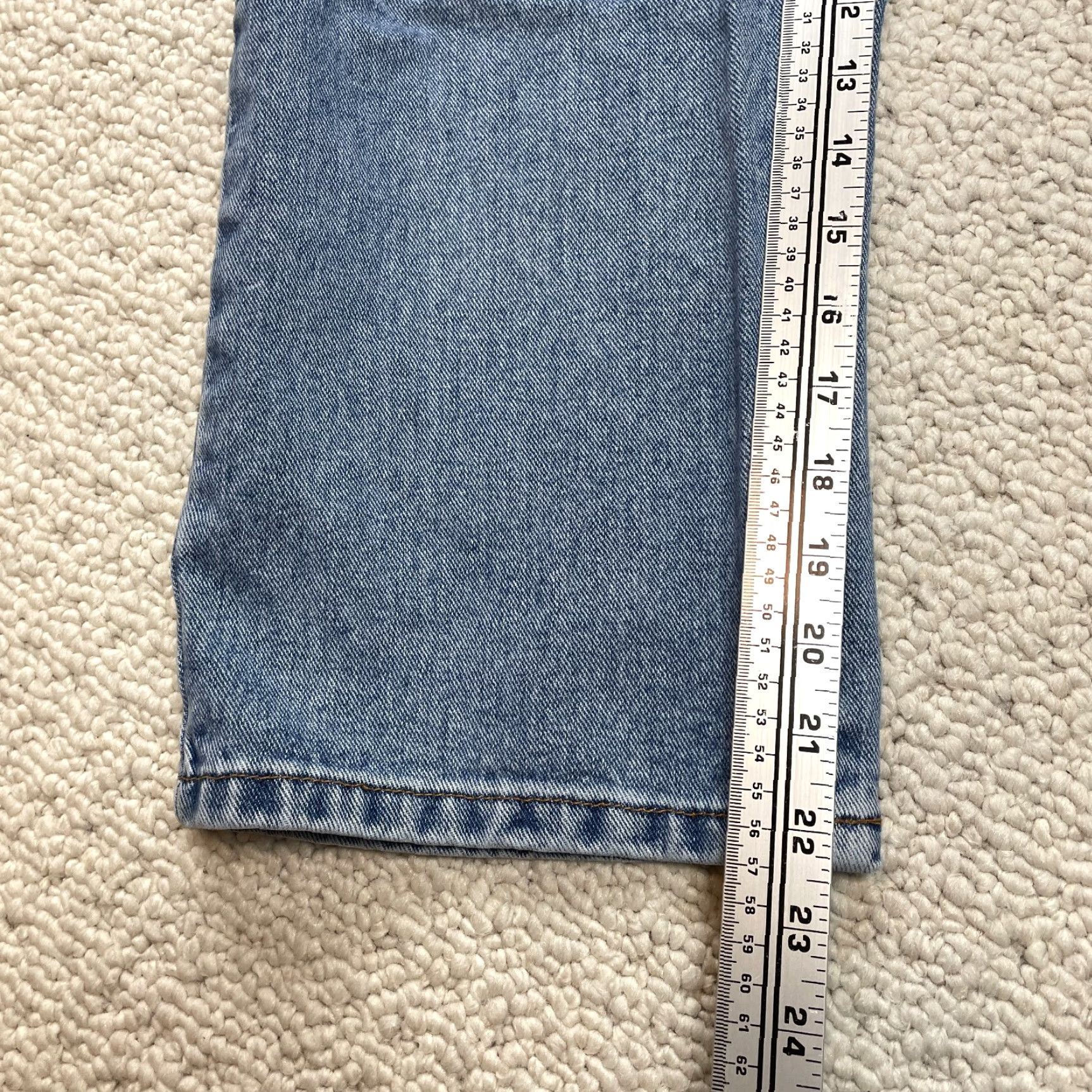 Faded Glory Faded Glory Jeans Womens 16 Blue Denim Medium Wash Straight High Rise Crop 35x22 Jeans Womens Size 16 Blue Denim Crop High Rise Straight 5-Pocket Size 38" / US 16 / IT 52 - 3 Thumbnail