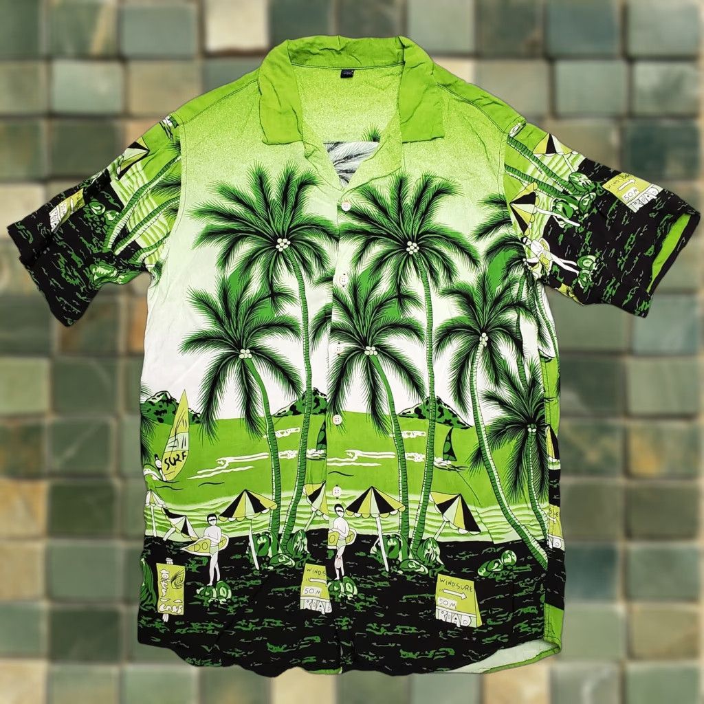 Vintage Hawaiian Shirt Mens S Green Palm Floral Short Sleeve Wind Surfing Button-Up Vintage Modern Size US S / EU 44-46 / 1 - 1 Thumbnail