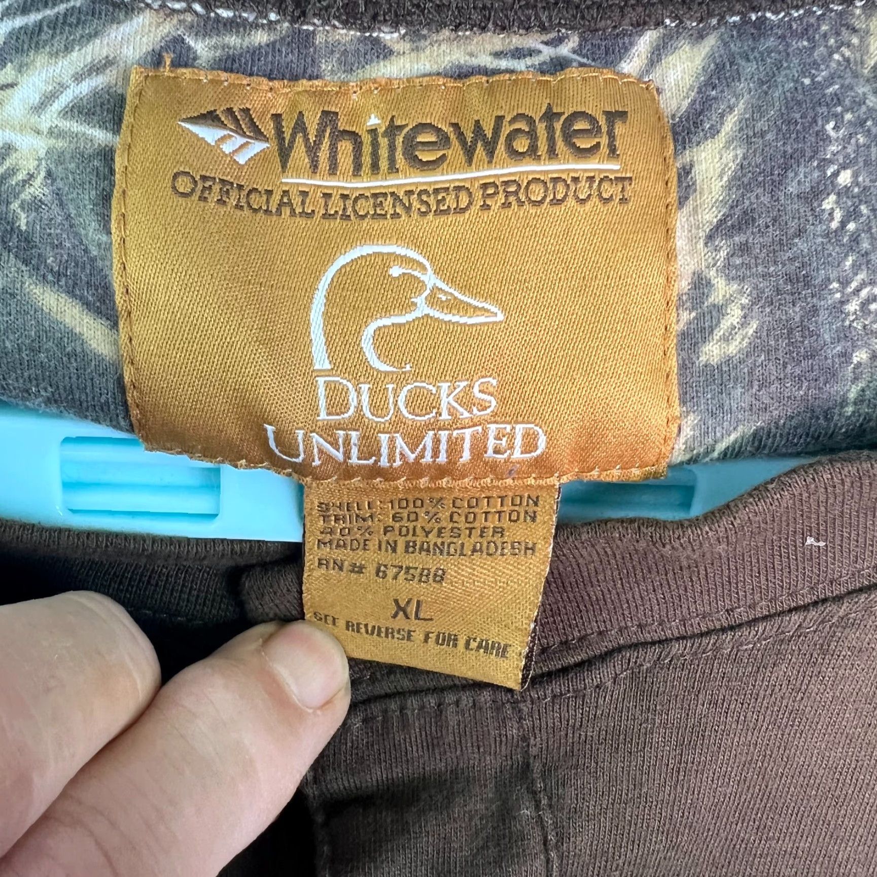 Vintage Ducks Unlimited White Water Mens Henley Neck Long Sleeves Brown T Shirt XL Casual Shirt Mens Ducks Unlimited Brown XL Henley Long Sleeve Tee Size US XL / EU 56 / 4 - 7 Thumbnail
