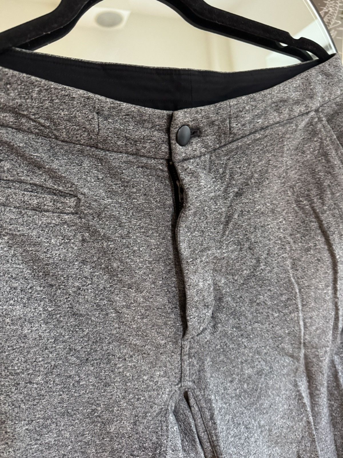 Lululemon Lululemon Sweatpants Size US 32 / EU 48 - 2 Thumbnail