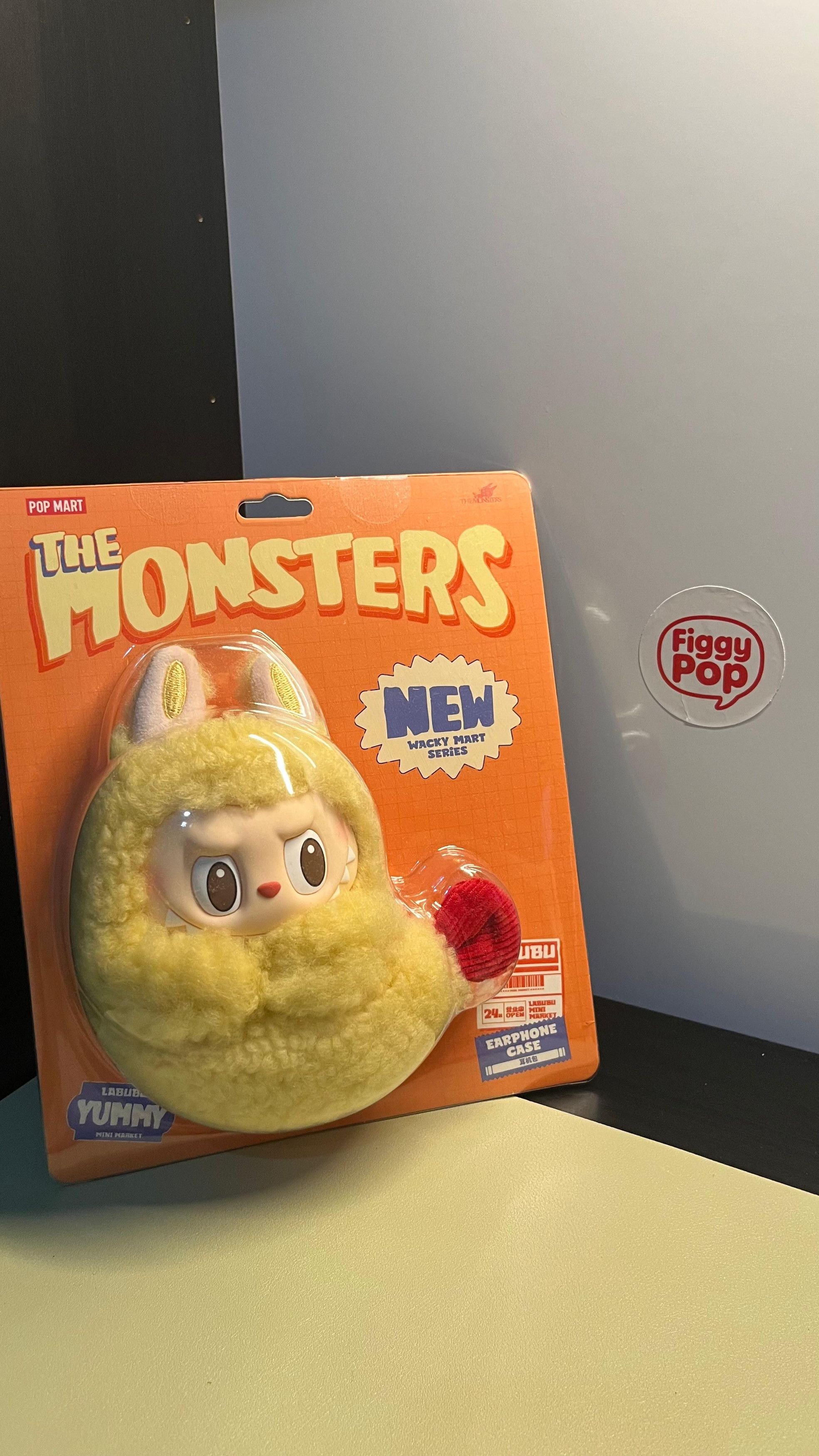 POP MART THE MONSTERS Wacky Mart Series-Earphone Case Size ONE SIZE - 2 Thumbnail